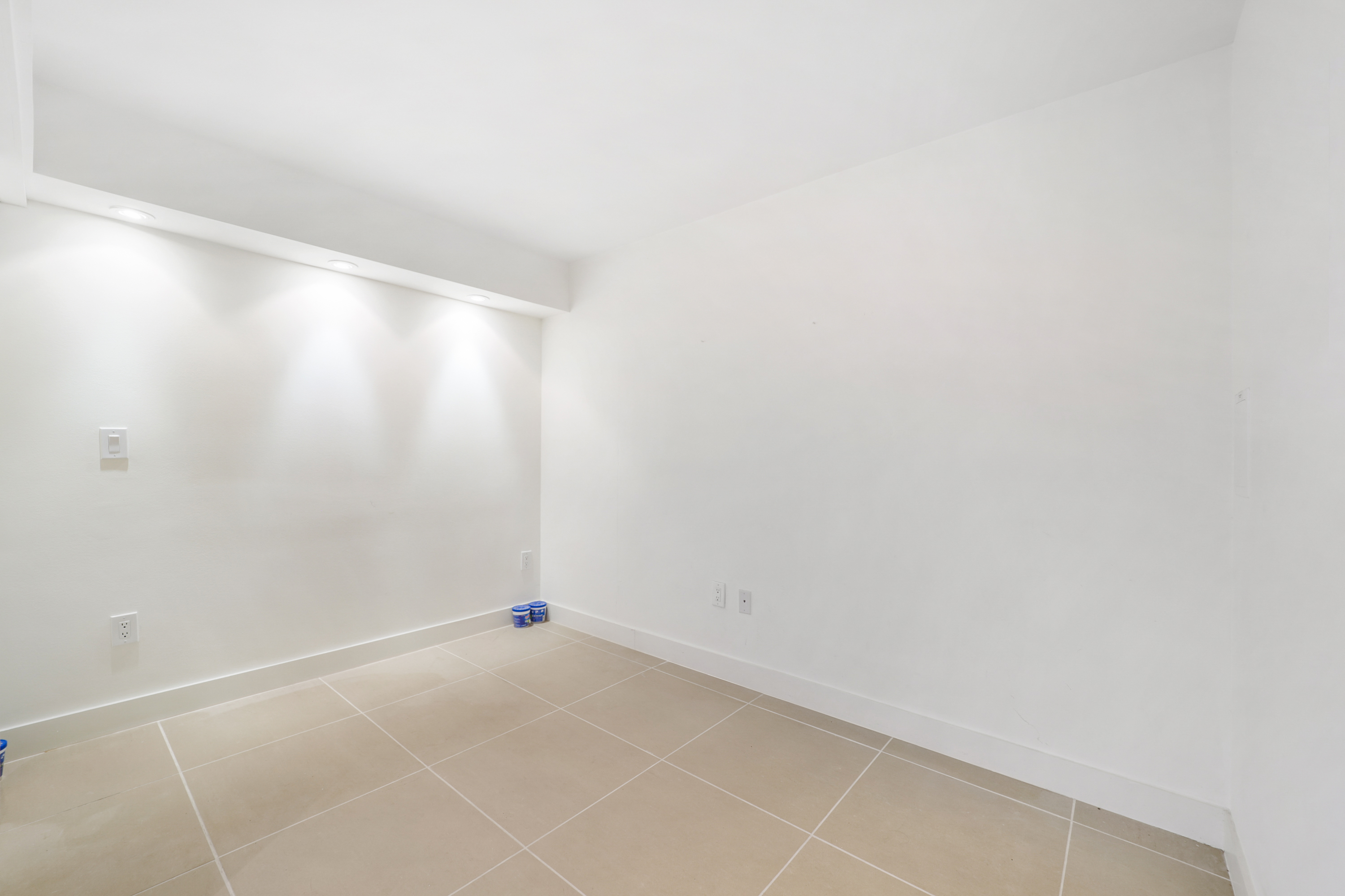  210 Sea View Dr, Key Biscayne, FL, 33149 - 物件實景