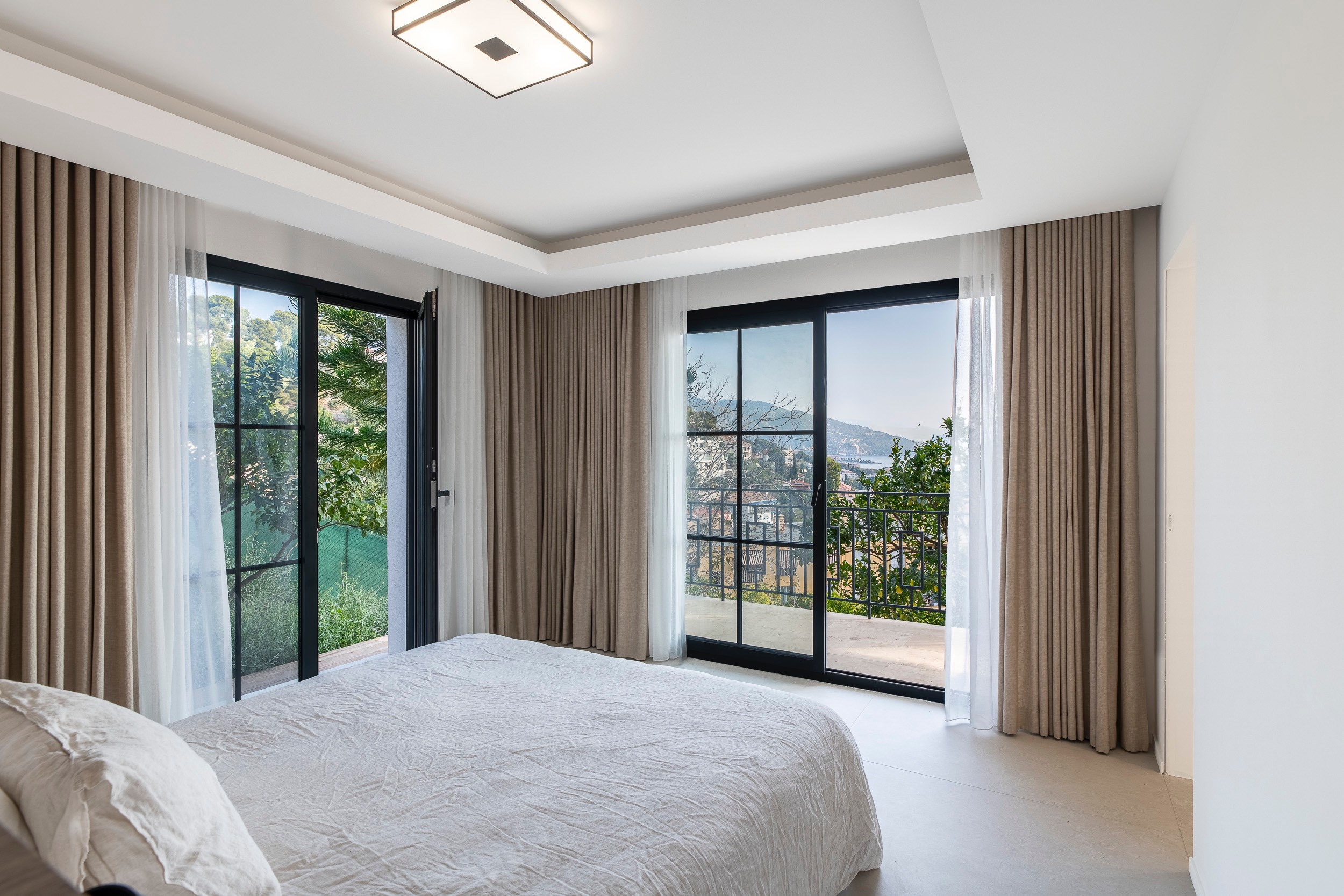  Renovated contemporary villa with pool near Monaco in Roquebrune-Cap-Martin - 物件實景