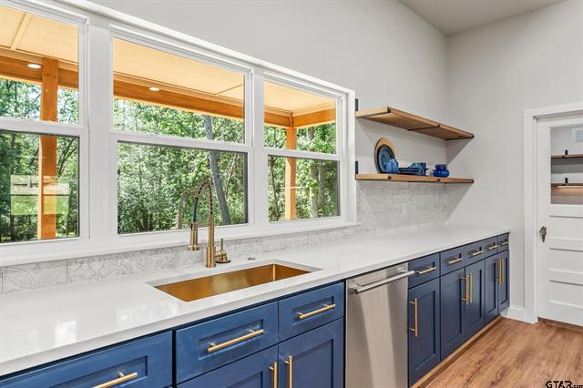 Holly Lake Ranch, Texas, 75765, United States, 4 Bedrooms Bedrooms, ,2 BathroomsBathrooms,Residential,For Sale,1978220