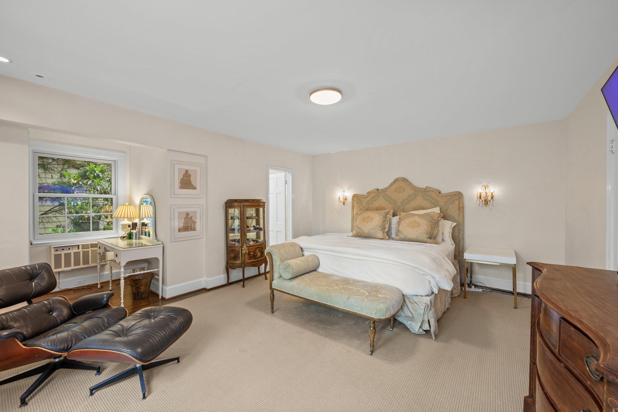  4923 Hillbrook Lane NW, Washington, DC, 20016 - 物件實景