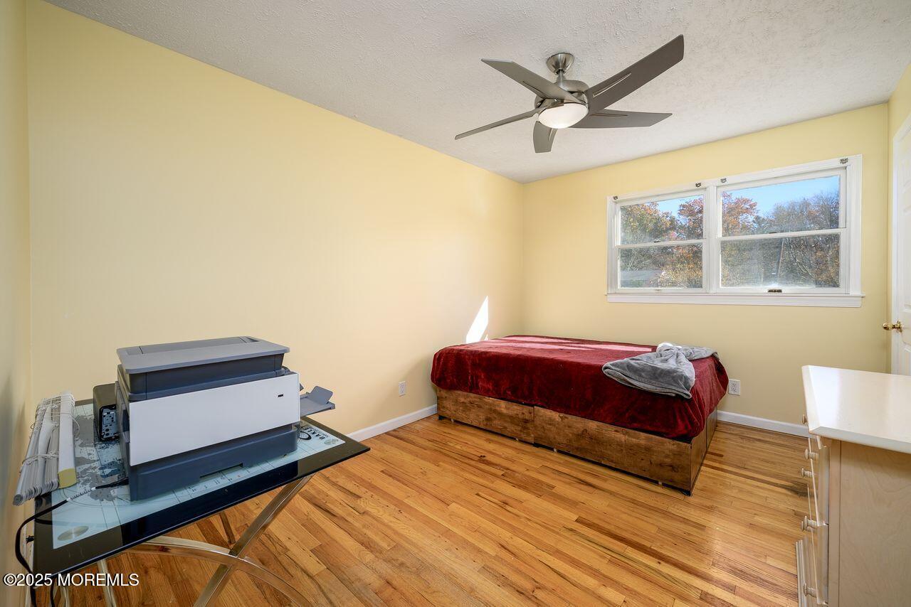 Manalapan, New Jersey, 07726, United States, 4 Bedrooms Bedrooms, ,2 BathroomsBathrooms,Residential,For Sale,1988076