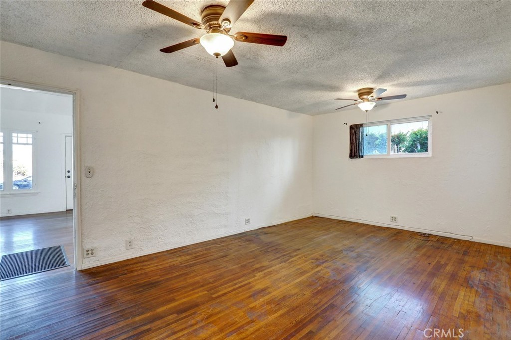 Lakewood, California, 90713, United States, 2 Bedrooms Bedrooms, ,1 BathroomBathrooms,Residential,For Sale,1943590