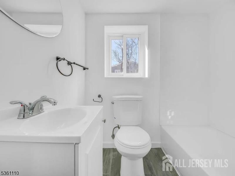 Jersey City, New Jersey, 07305, United States, ,Residential,For Sale,1918469