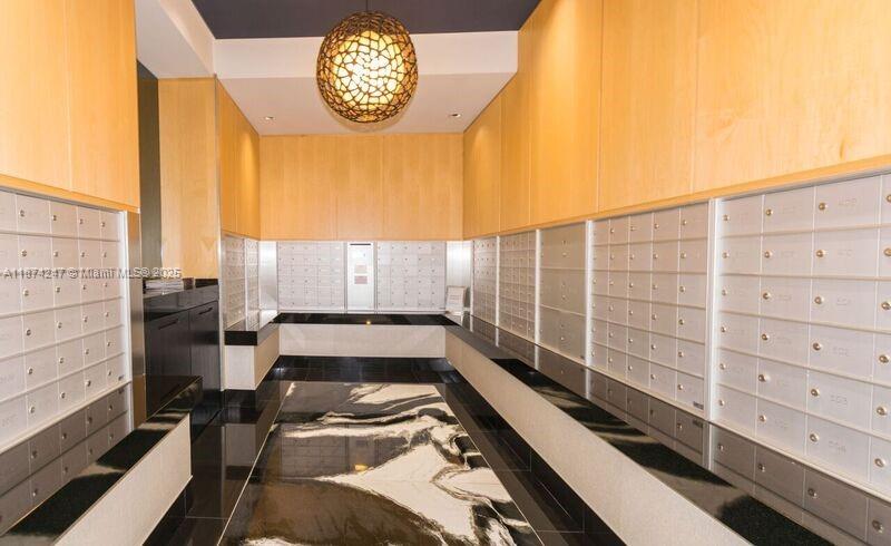 Miami, Florida, 33131, United States, 2 Bedrooms Bedrooms, ,3 BathroomsBathrooms,Residential,For Sale,1942203
