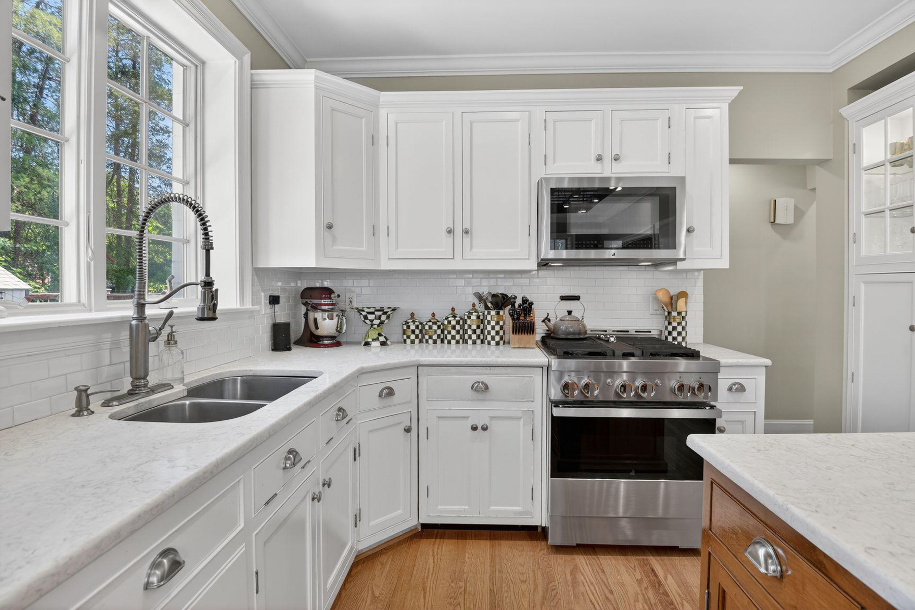  5909 Madawaska Road, Bethesda, MD, 20816 - 物件實景