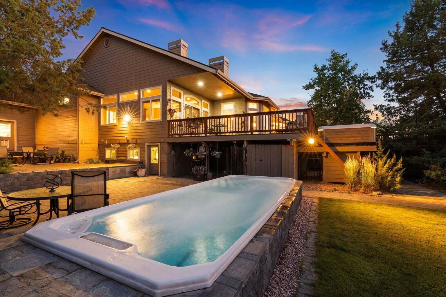 Powell Butte, Oregon, 97753, United States, 3 Bedrooms Bedrooms, ,4 BathroomsBathrooms,Residential,For Sale,1818290