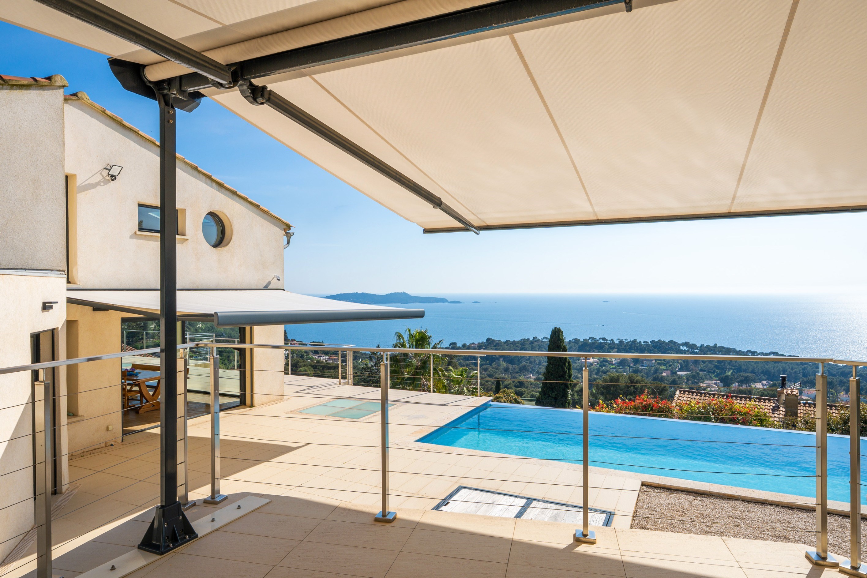  Carqueiranne – Architect-Designed Villa with Panoramic Sea View - 物件實景