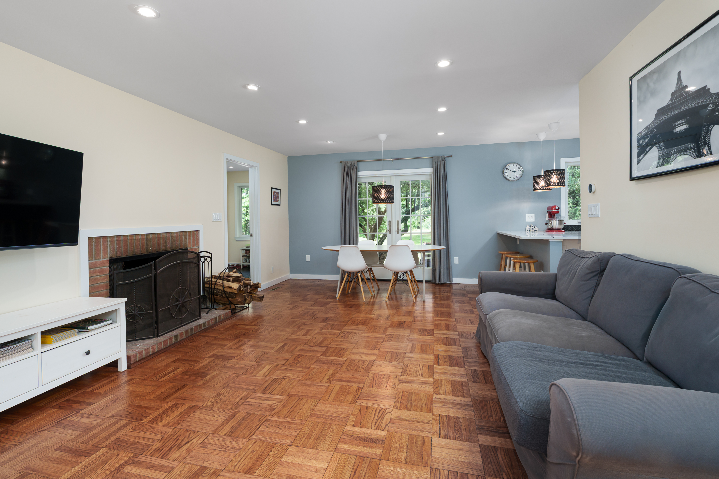  Smart Upgrades and Stylish Spaces Define This Montgomery Township Showstopper - 物件實景