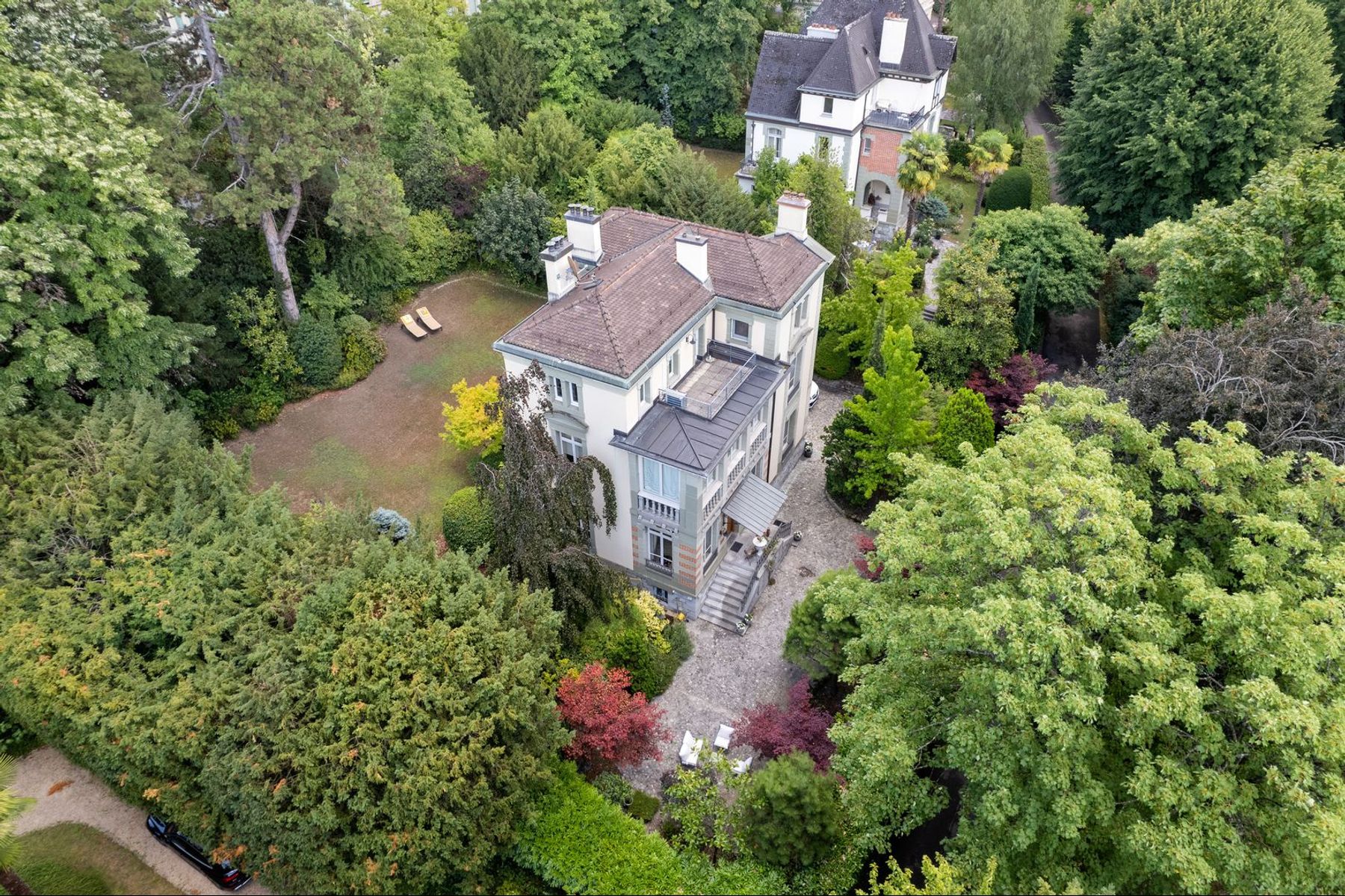  Prestigious property a few steps from the lakefront, lush parkland - 物件實景