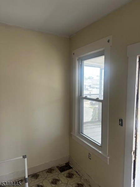 Roselle Boro, New Jersey, 07203-2103, United States, 6 Bedrooms Bedrooms, ,2 BathroomsBathrooms,Residential,For Sale,1982842