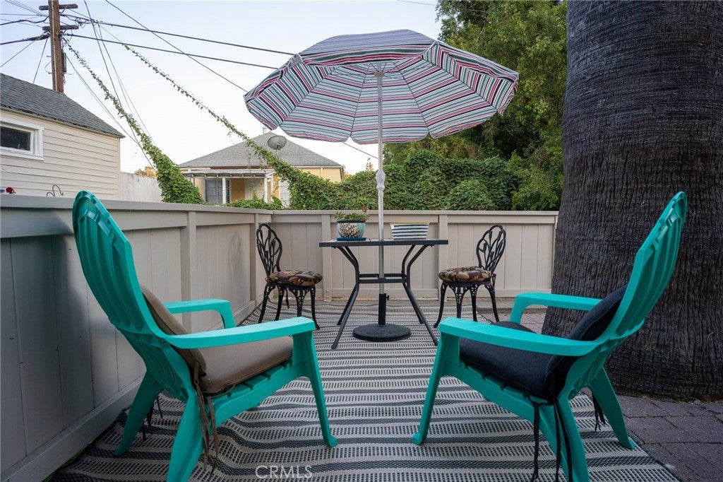 Los Angeles, California, 90065, United States, 3 Bedrooms Bedrooms, ,1 BathroomBathrooms,Residential,For Sale,1927819