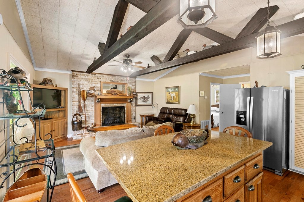Abbeville, Alabama, 36310, United States, 3 Bedrooms Bedrooms, ,2 BathroomsBathrooms,Residential,For Sale,1866584
