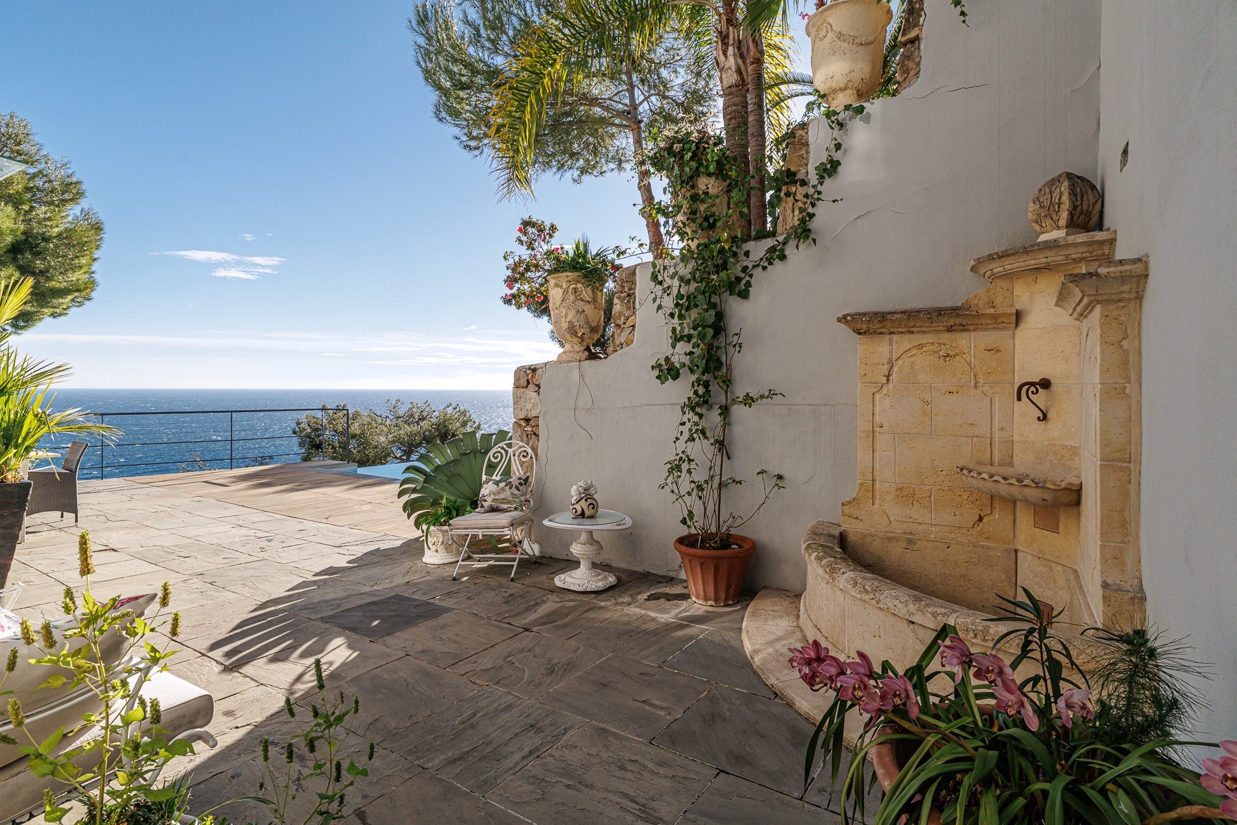  Contemporary villa with infinity pool and sea view in Èze seafront, French Rivi… - 物件實景