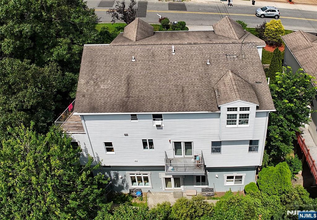 Fort Lee, New Jersey, 07024, United States, 5 Bedrooms Bedrooms, ,5 BathroomsBathrooms,Residential,For Sale,1942232
