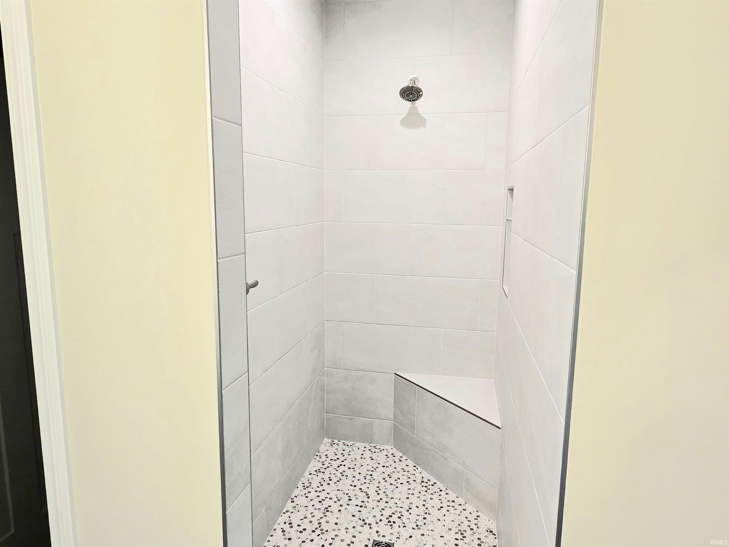 Fort Wayne, Indiana, 46818, United States, 3 Bedrooms Bedrooms, ,3 BathroomsBathrooms,Residential,For Sale,1974976