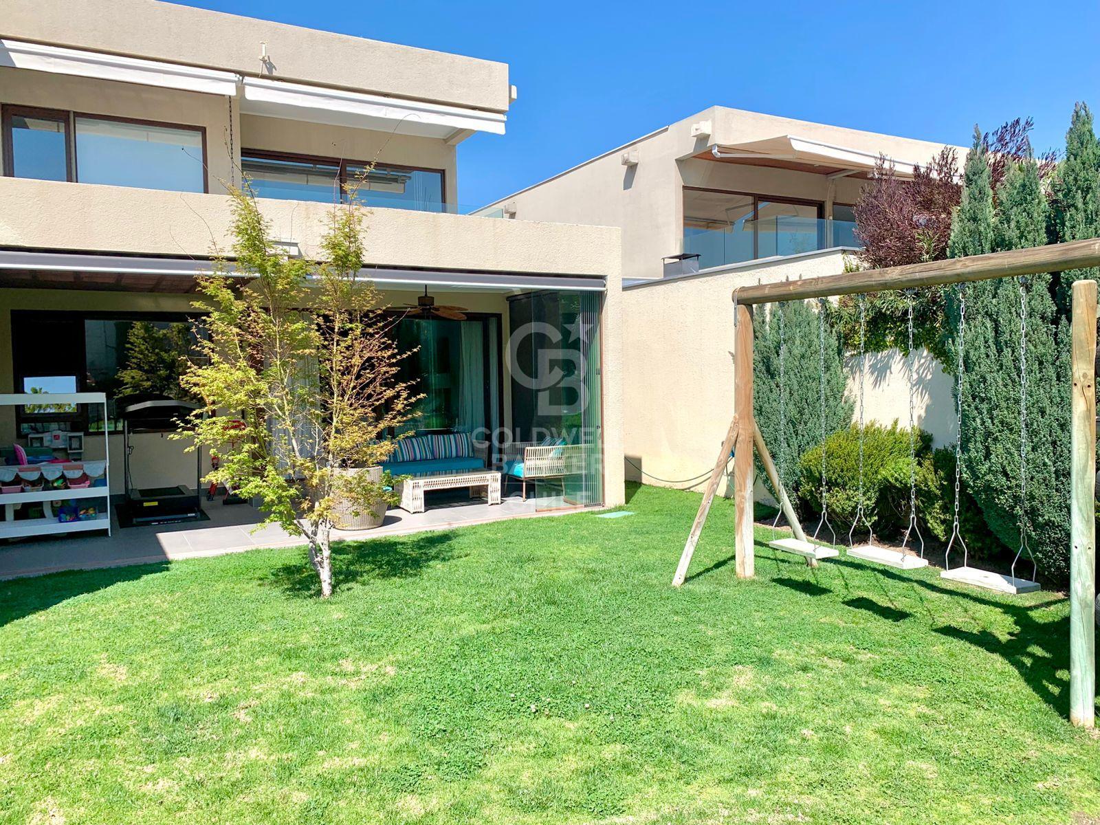 Lo Barnechea, Chile, 7 Bedrooms Bedrooms, ,5 BathroomsBathrooms,Residential,For Sale,1955589