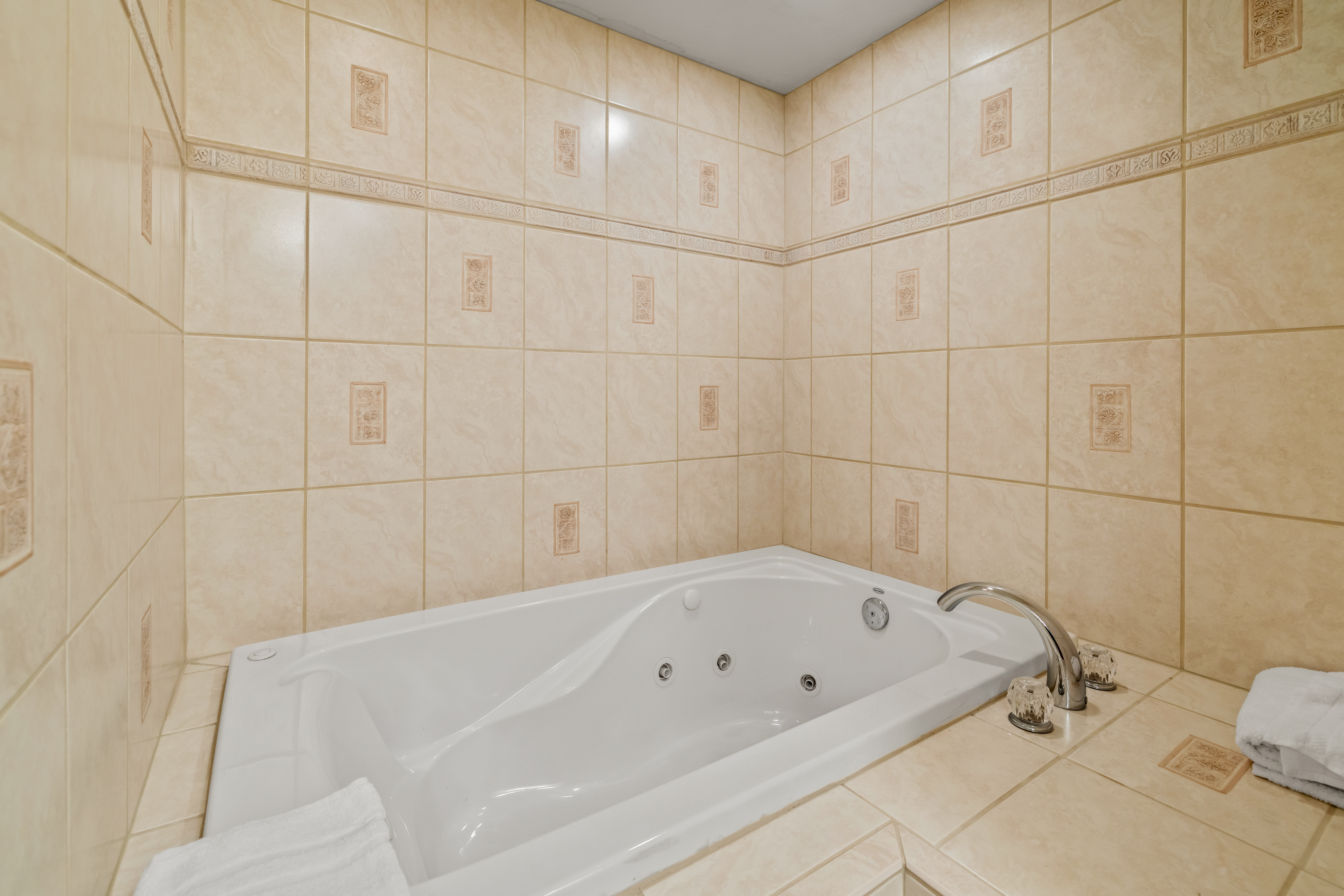  2290 Storm Meadows Drive, Steamboat Springs, CO, 80487 - 物件實景