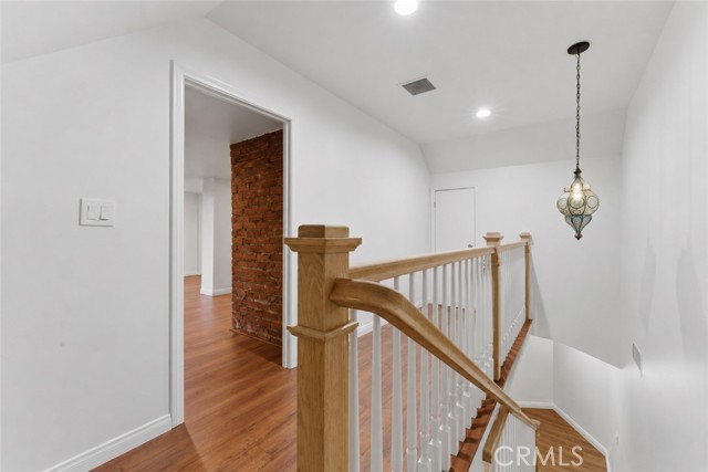 Los Angeles, California, 90043, United States, 3 Bedrooms Bedrooms, ,3 BathroomsBathrooms,Residential,For Sale,2049255