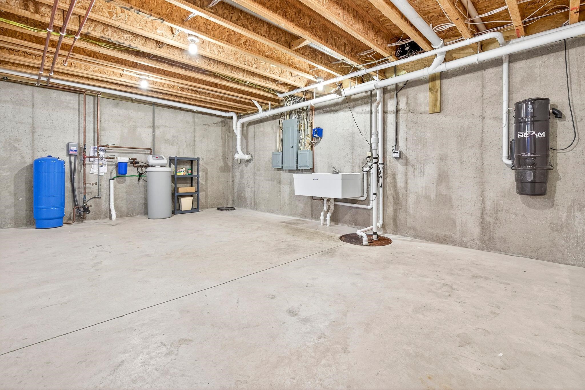 Redgranite, Wisconsin, 54970, United States, 3 Bedrooms Bedrooms, ,3 BathroomsBathrooms,Residential,For Sale,1982577