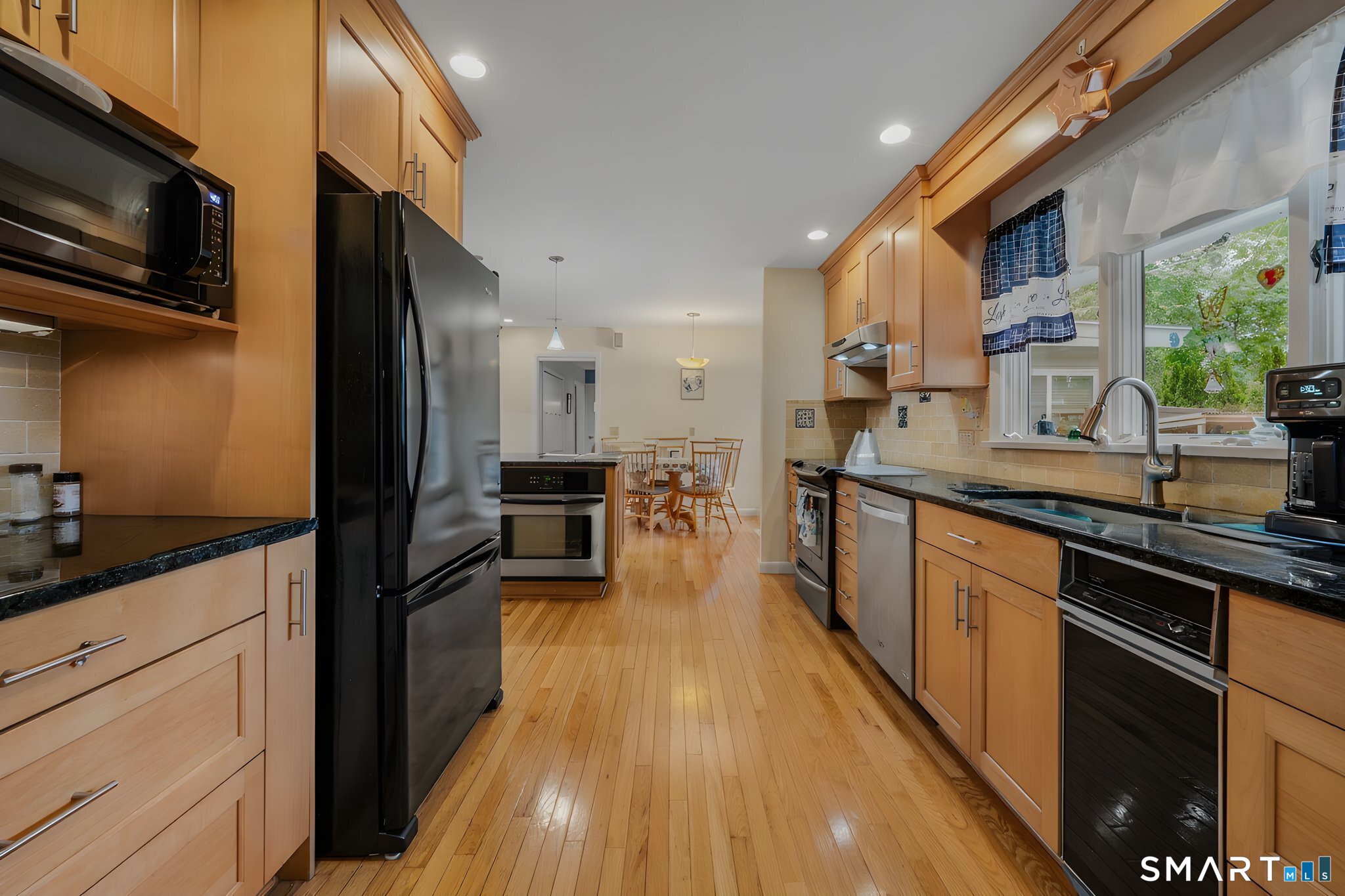New London, Connecticut, 06320, United States, 4 Bedrooms Bedrooms, ,4 BathroomsBathrooms,Residential,For Sale,2048761
