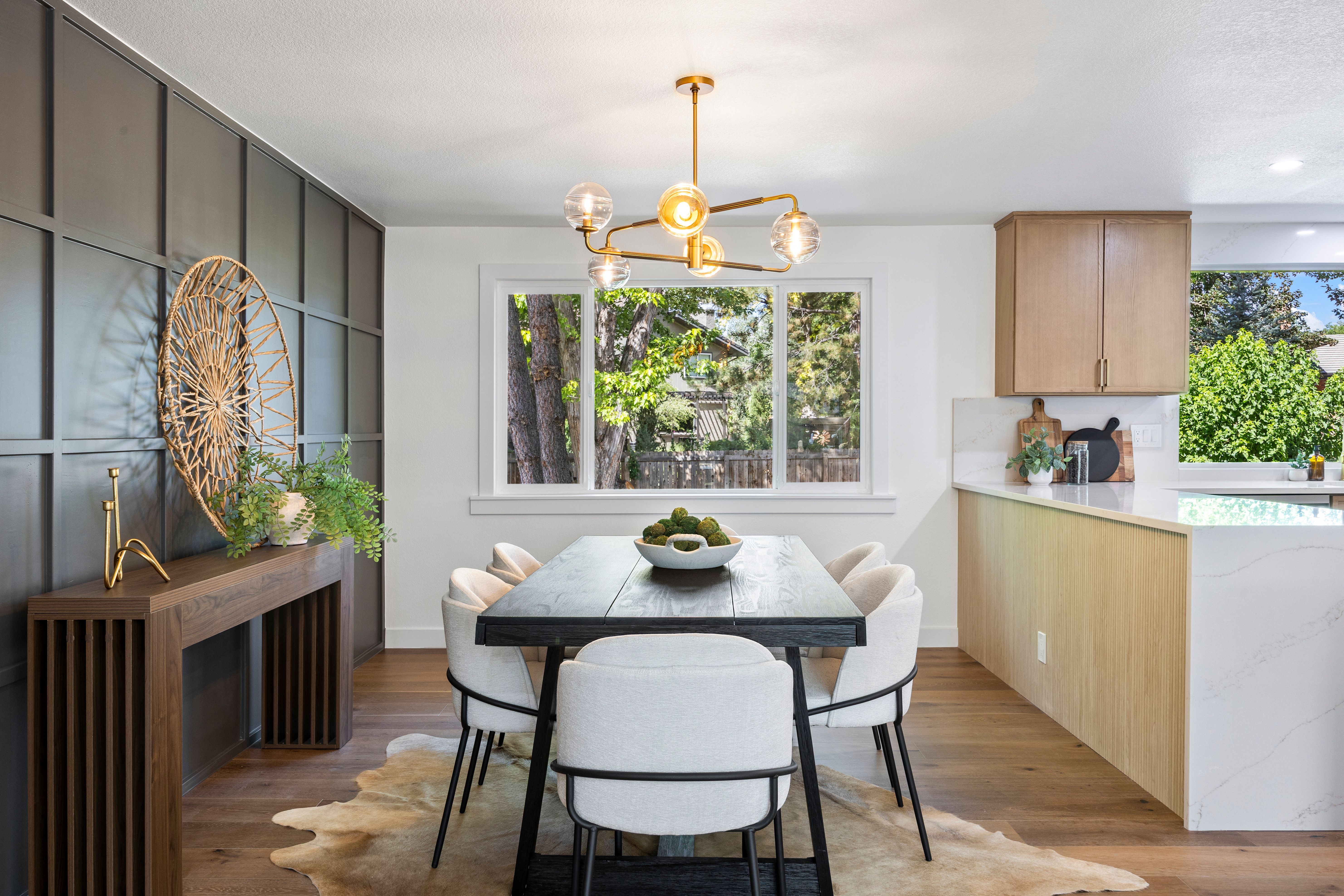  Extensively Renovated Pine Ridge Estate near Southmoor Park - 物件實景
