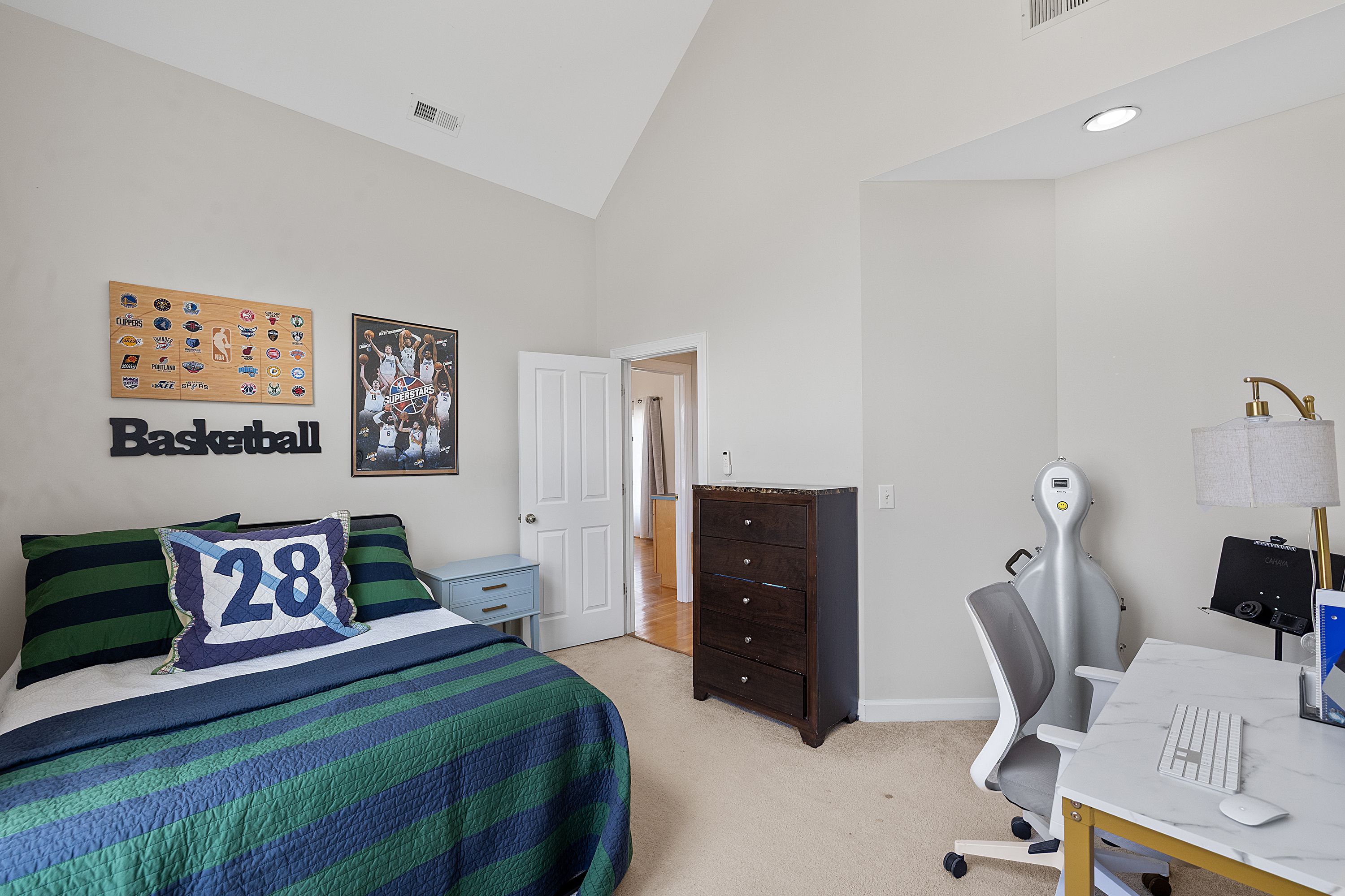  408 Burnbank Drive, Cary, NC 27519 - 物件實景