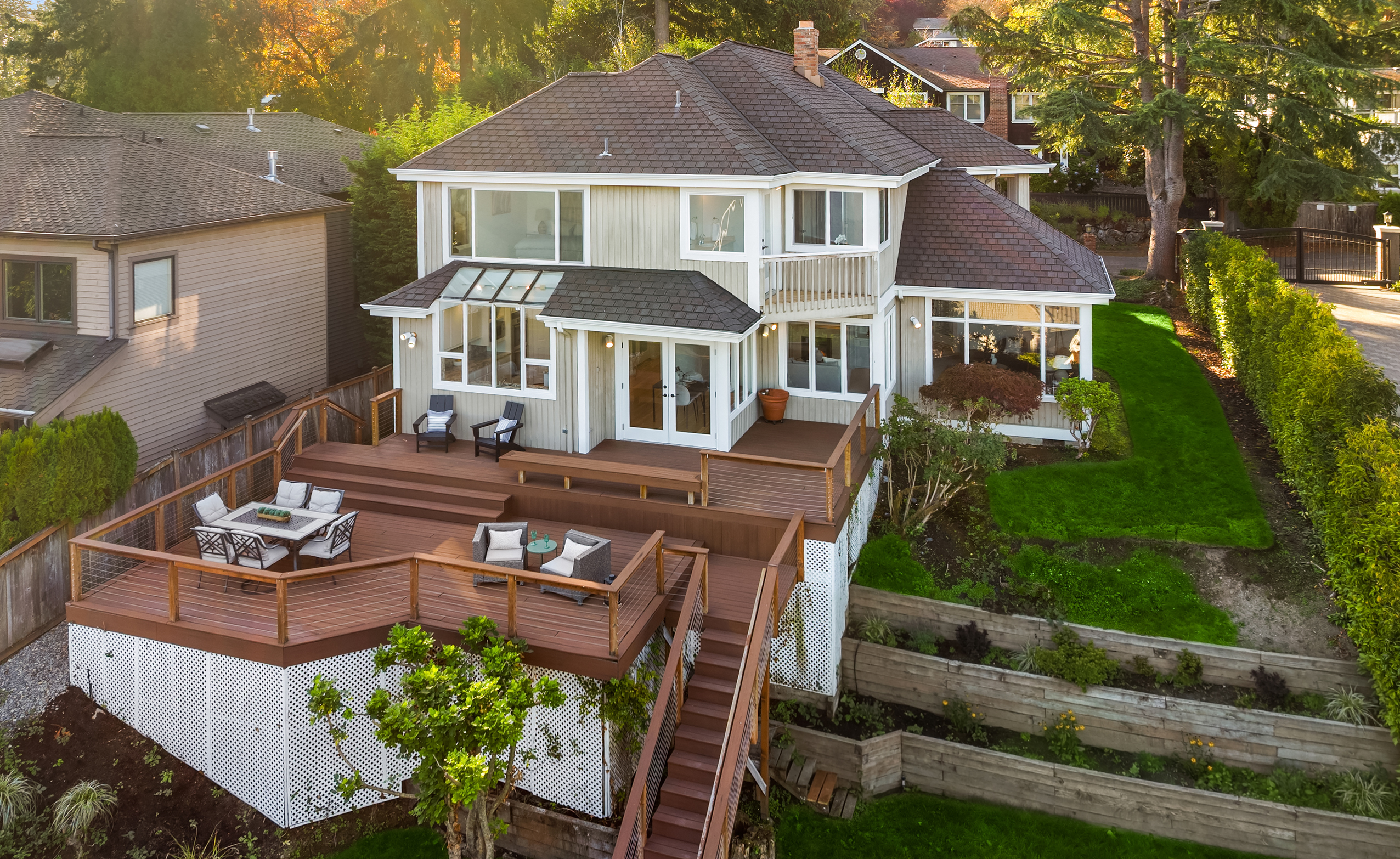  7020 96th Avenue Southeast, Mercer Island, WA 98040 - 物件實景