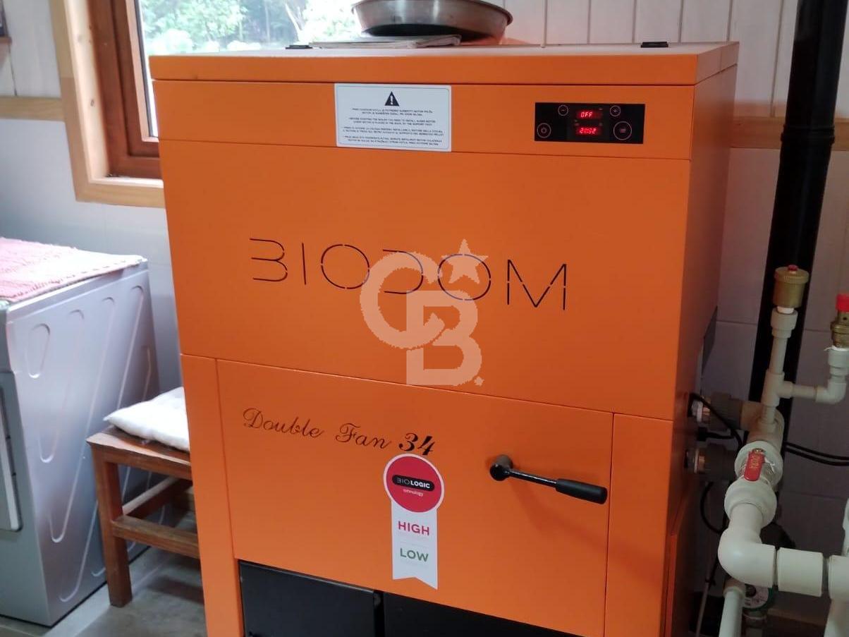 Puerto Varas, Chile, 5 Bedrooms Bedrooms, ,4 BathroomsBathrooms,Residential,For Sale,1988182