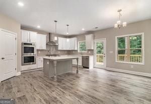 Conyers, Georgia, 30013, United States, 5 Bedrooms Bedrooms, ,4 BathroomsBathrooms,Residential,For Sale,1967094