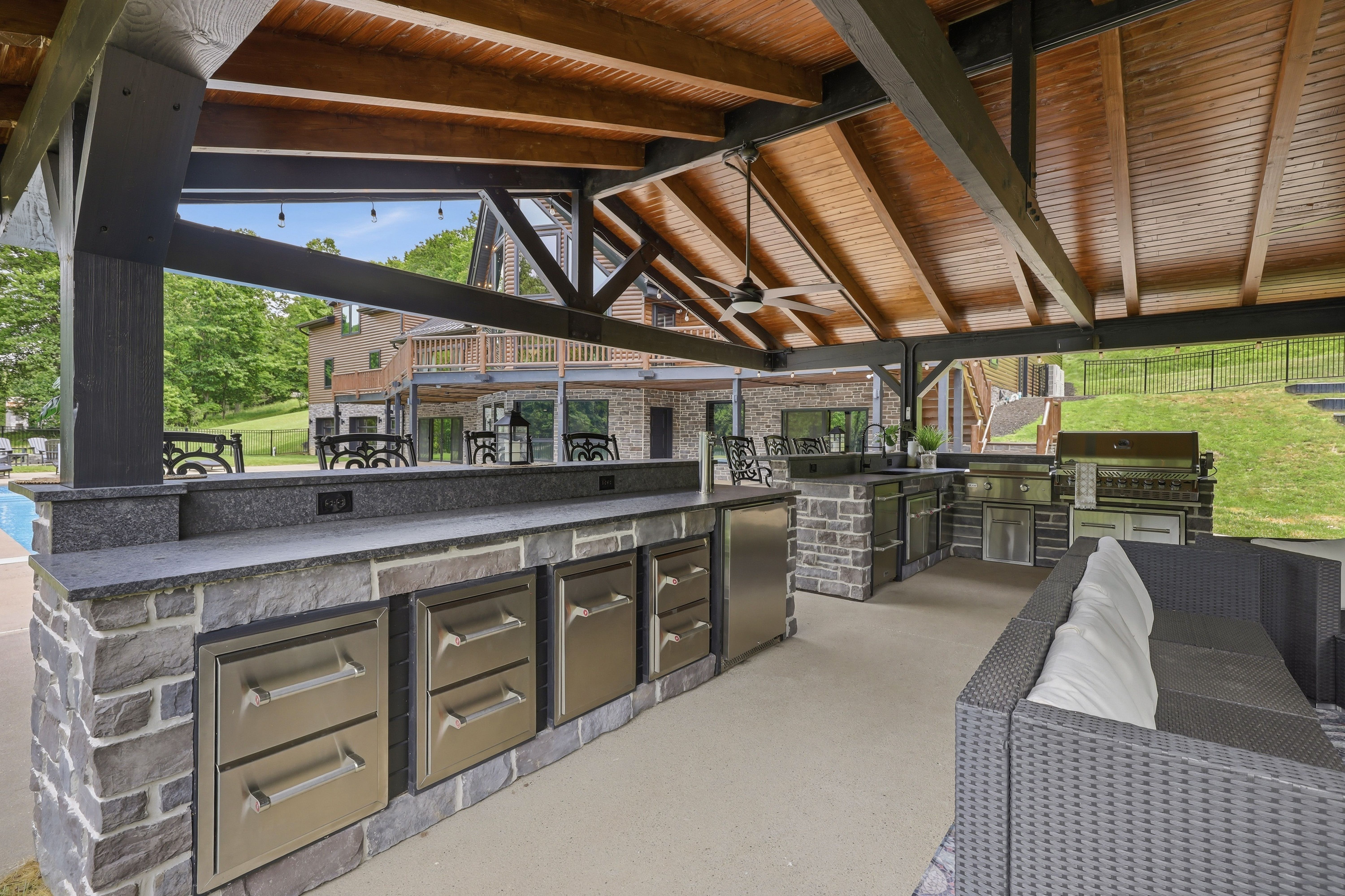  1050 Wattersonville Road, Allegheny Riverfront - 物件實景