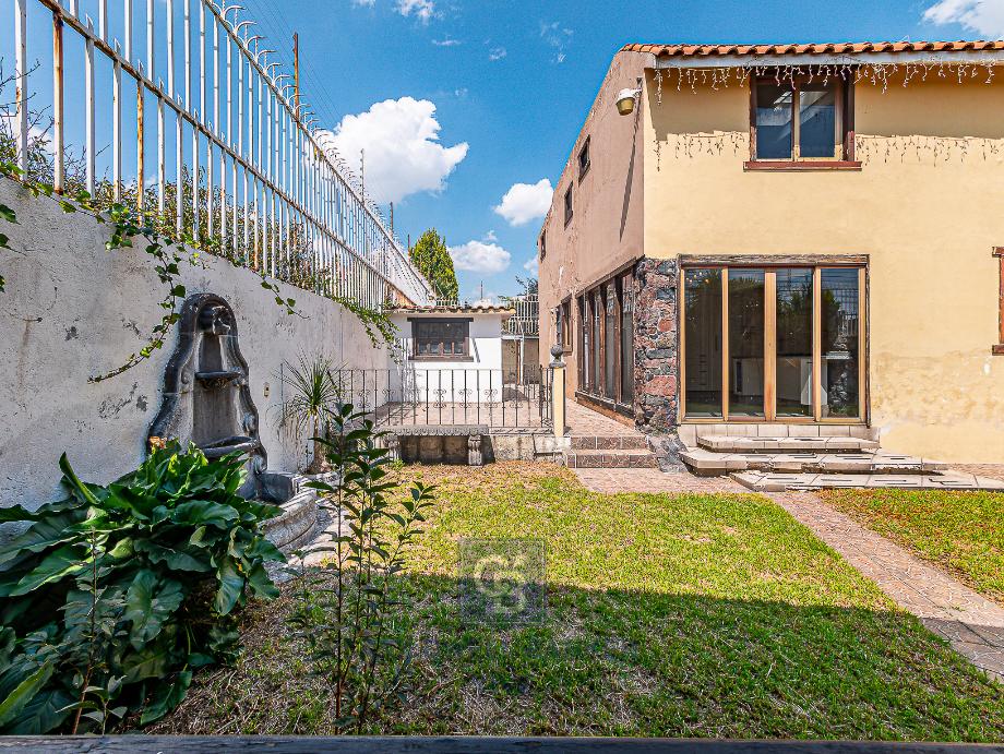 Avenida del Marquez, Metepec, Estado de méxico, 52178, Mexico, 4 Bedrooms Bedrooms, ,5 BathroomsBathrooms,Residential,For Sale,Avenida del Marquez,1615864