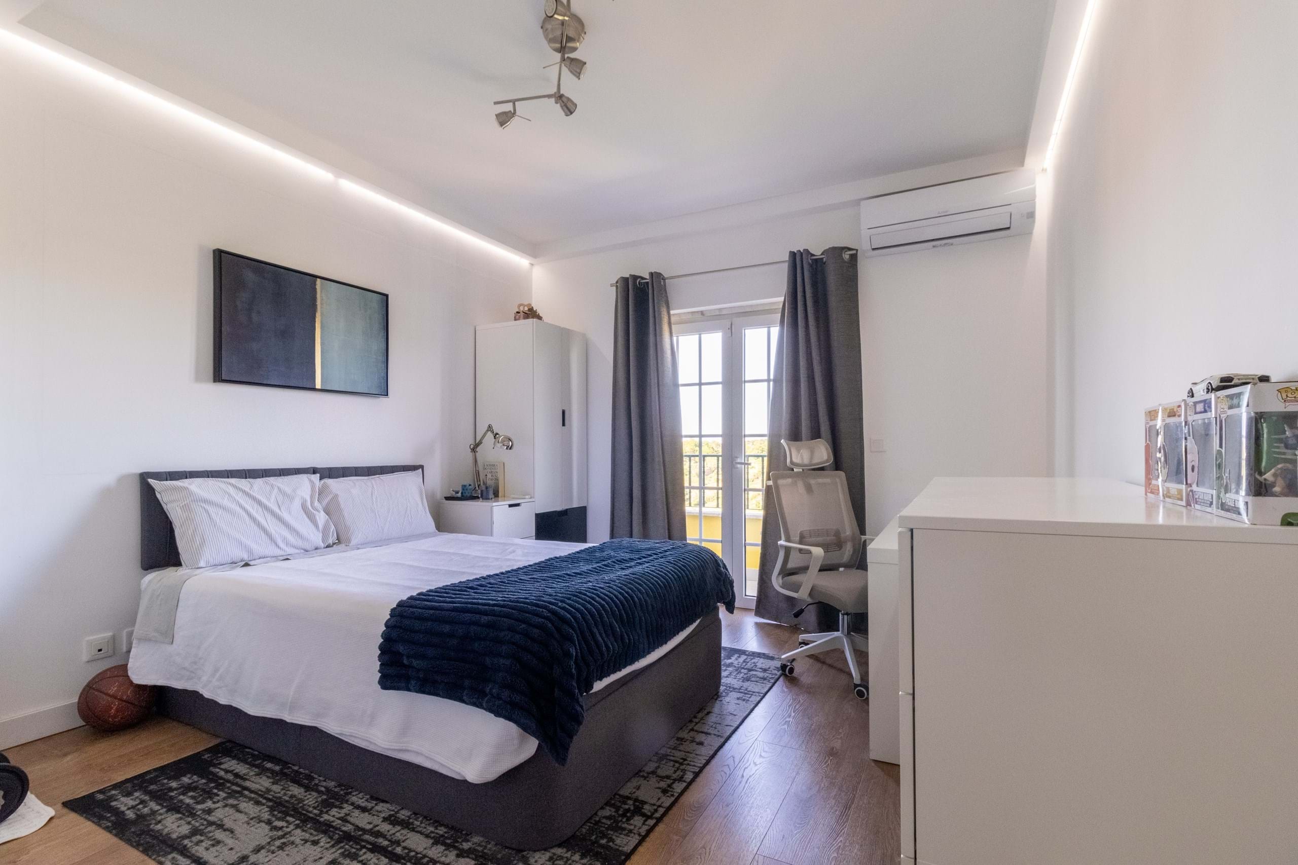 Cascais, Lisbon, 2645-436, PT, 2 Bedrooms Bedrooms, ,2 BathroomsBathrooms,Residential,For Sale,1898687