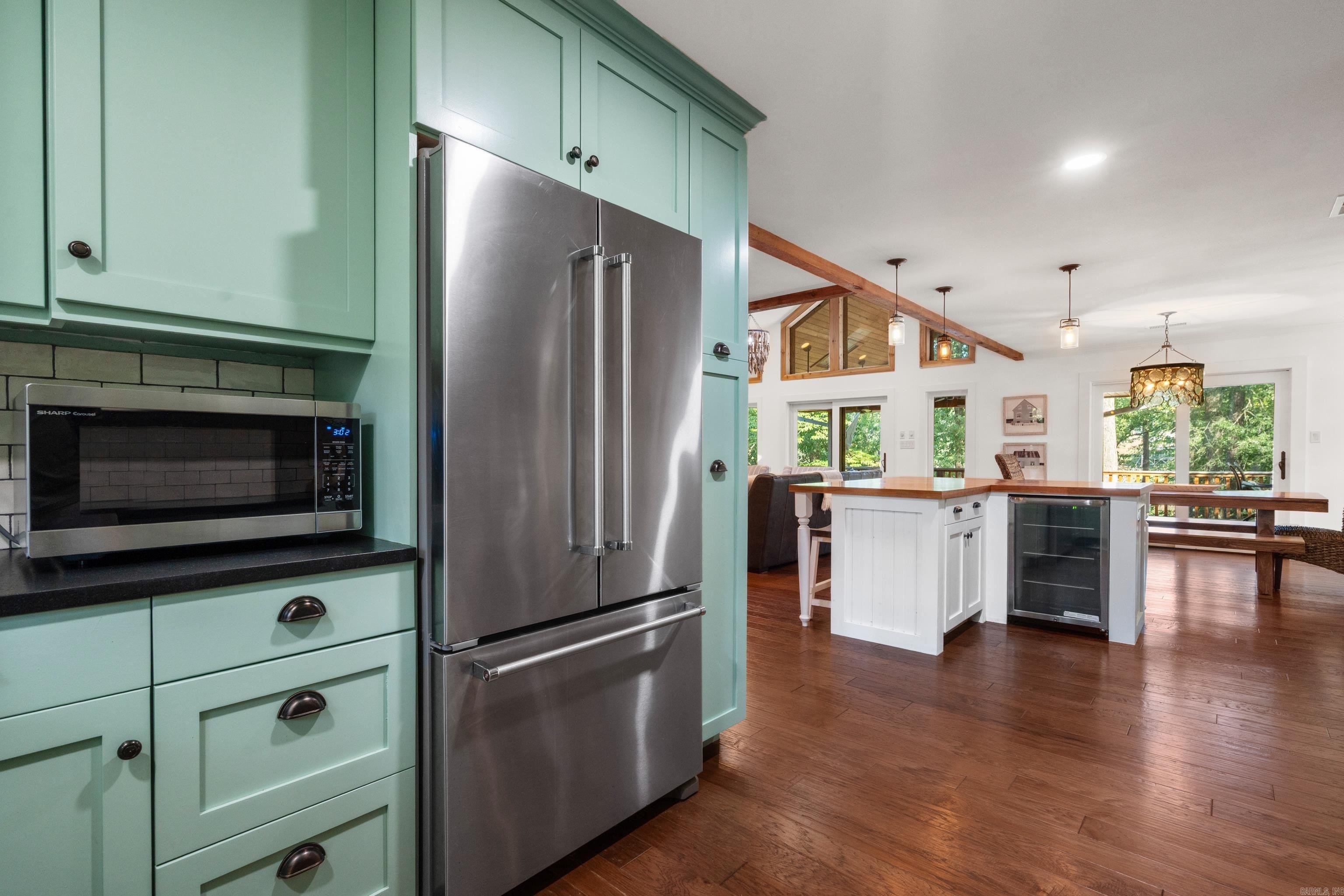 Hot Springs, Arkansas, 71913, United States, 3 Bedrooms Bedrooms, ,3 BathroomsBathrooms,Residential,For Sale,1905821