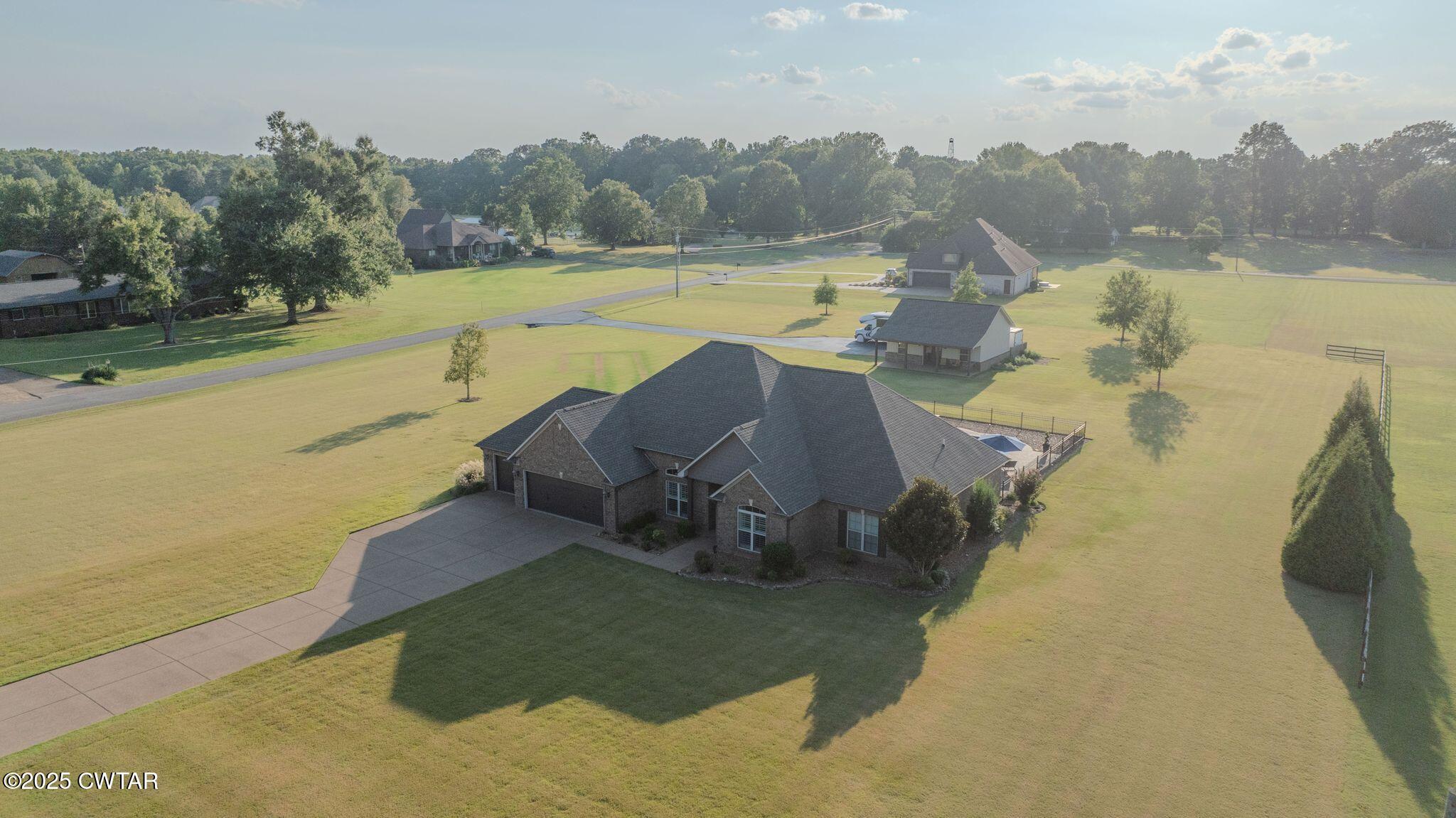 Brownsville, Tennessee, 38012, United States, 4 Bedrooms Bedrooms, ,3 BathroomsBathrooms,Residential,For Sale,1936332