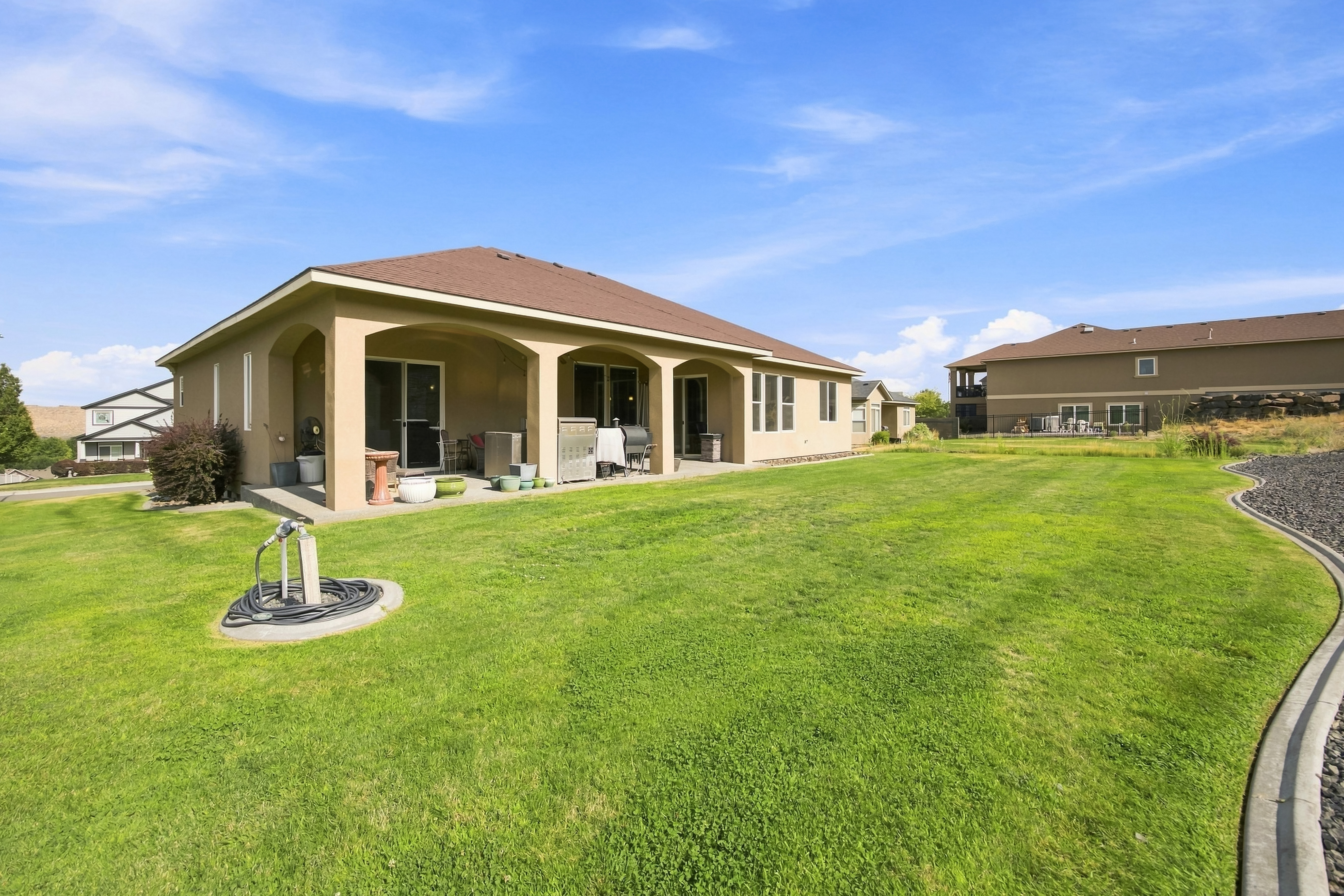  Beautiful Rambler in South Richland - 物件實景