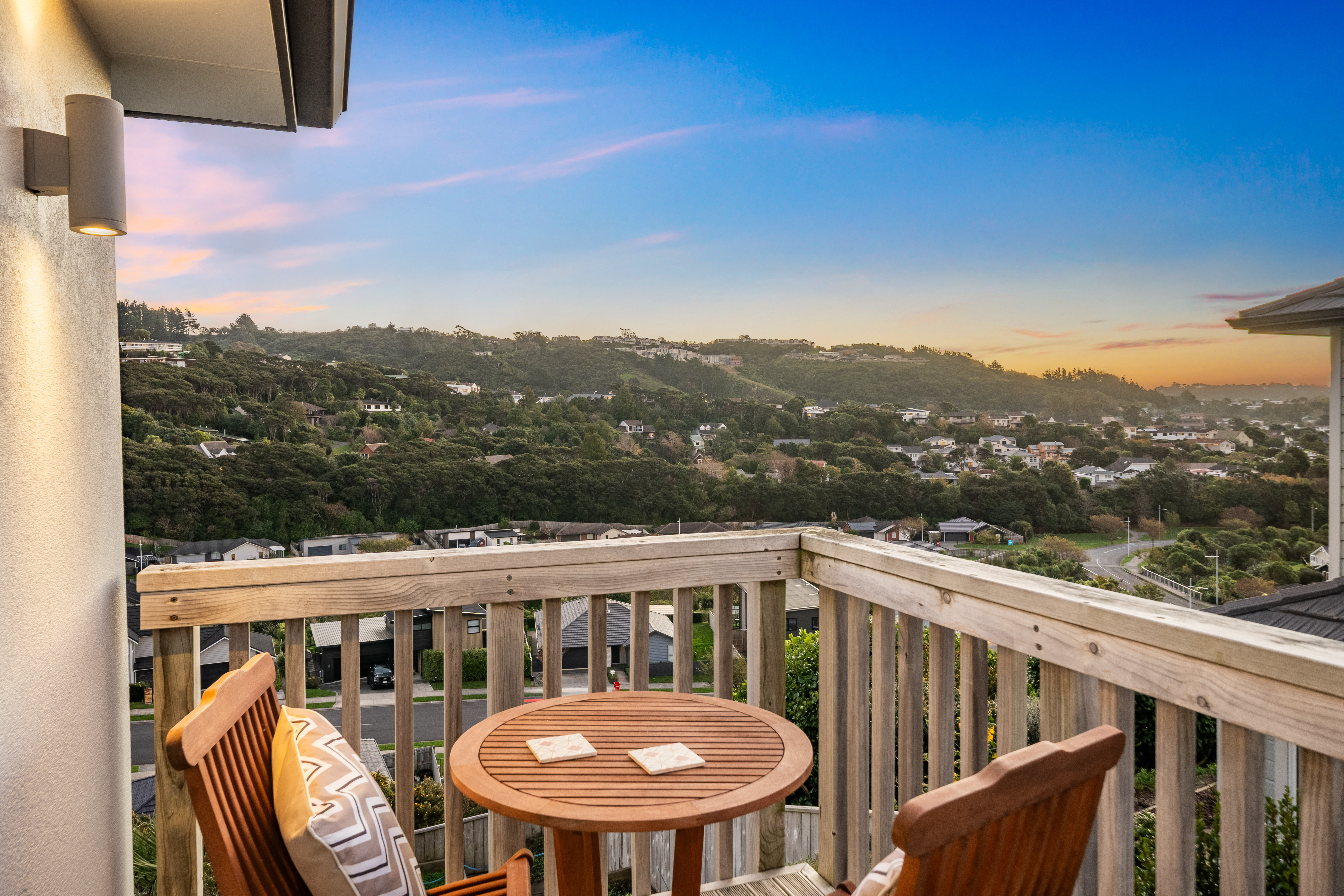  6 Bluejacket Place, Whitby, Porirua - 物件實景