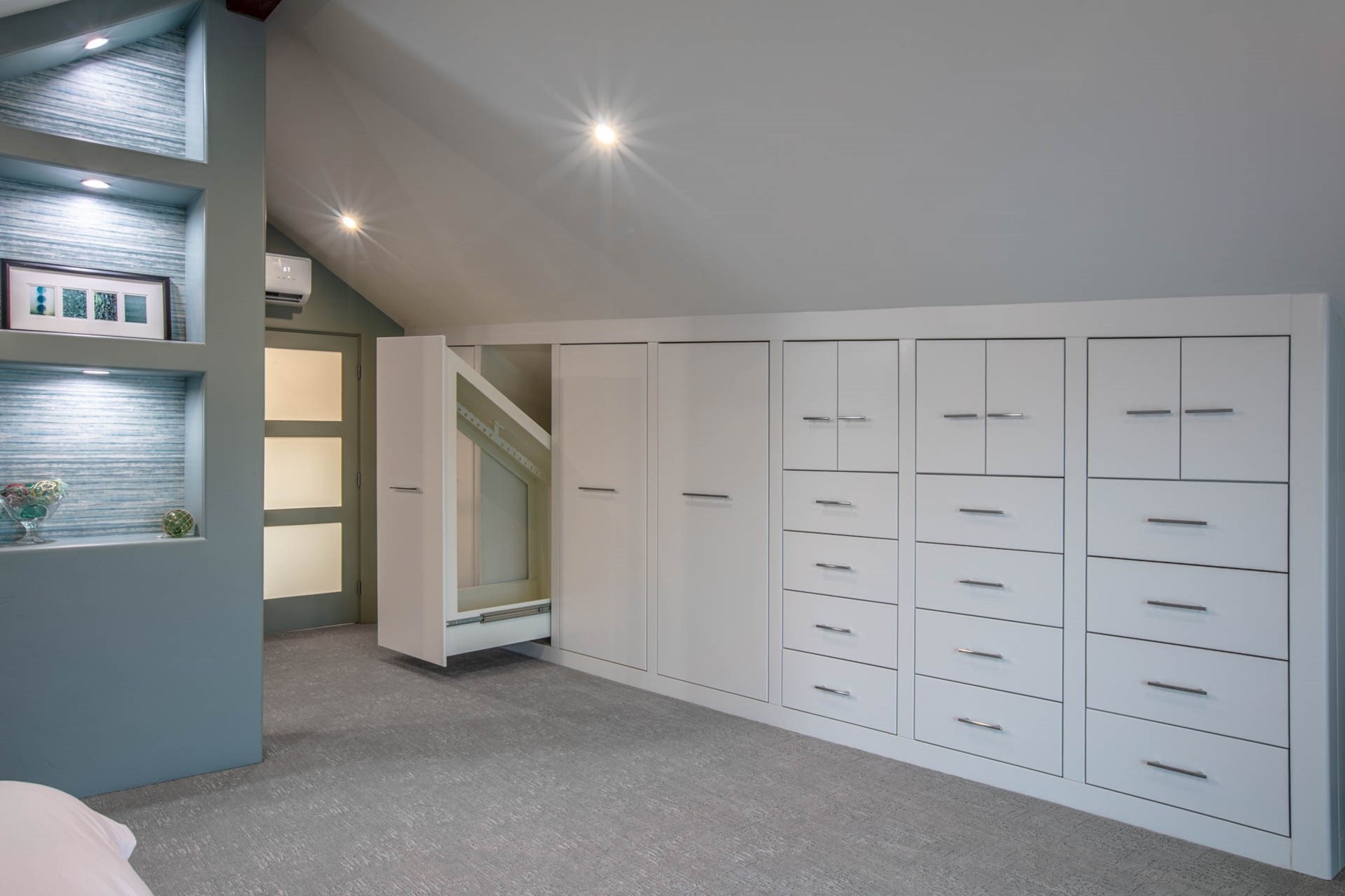  Renovated Waterfront Retreat with Private Dock & Guest Barn - 物件實景