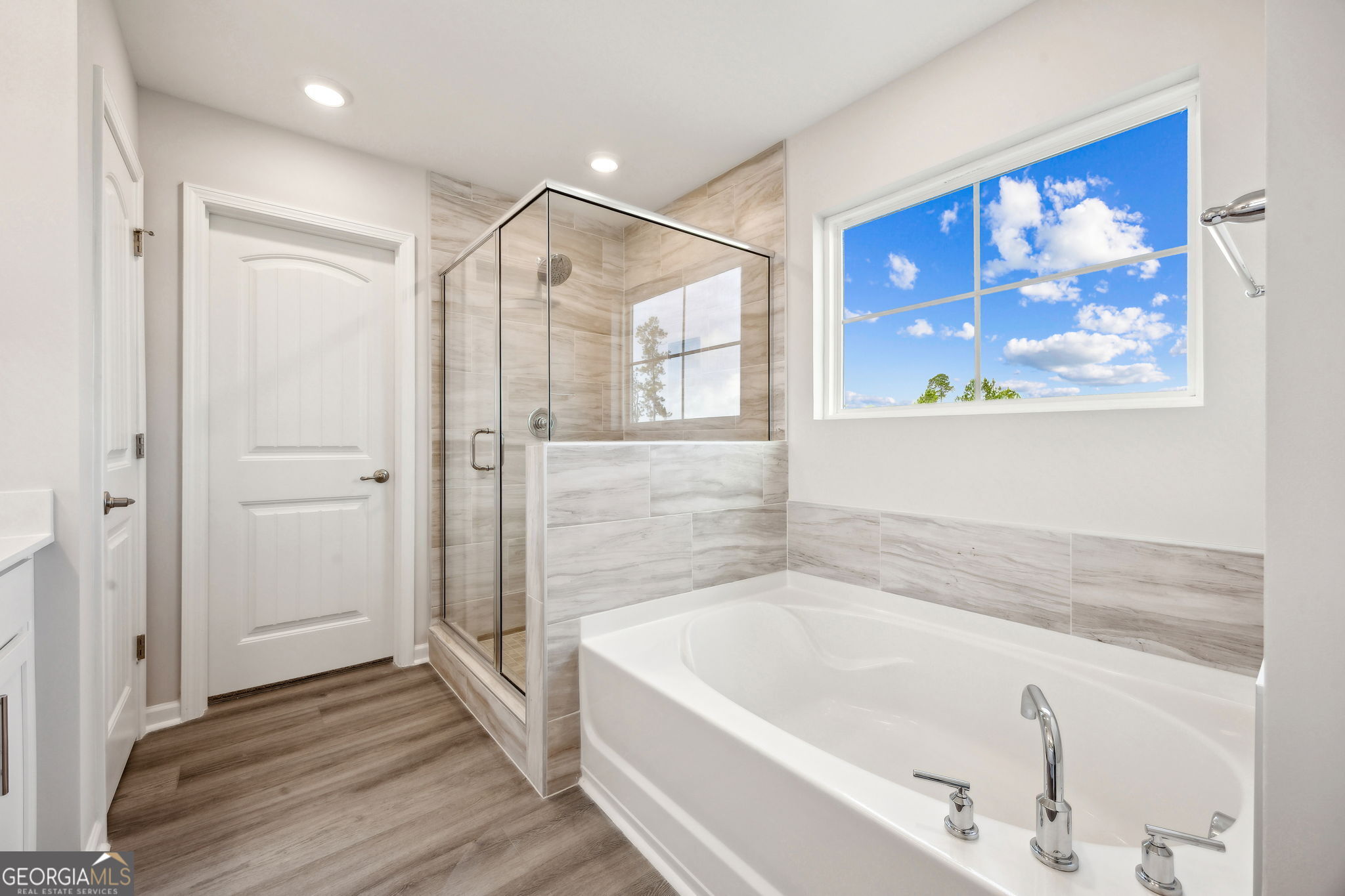 St. Marys, Georgia, 31558, United States, 4 Bedrooms Bedrooms, ,3 BathroomsBathrooms,Residential,For Sale,1962836