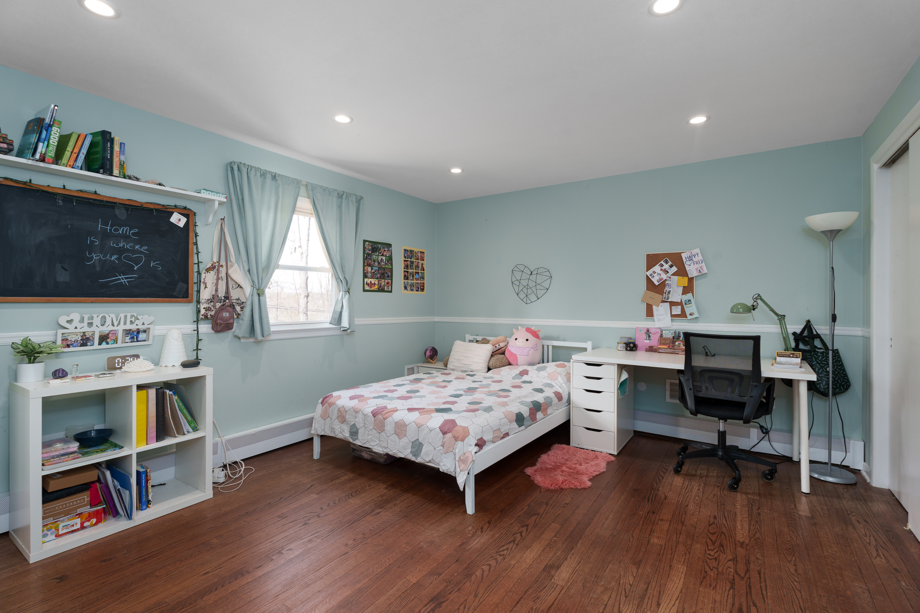  Smart Upgrades and Stylish Spaces Define This Montgomery Township Showstopper - 物件實景