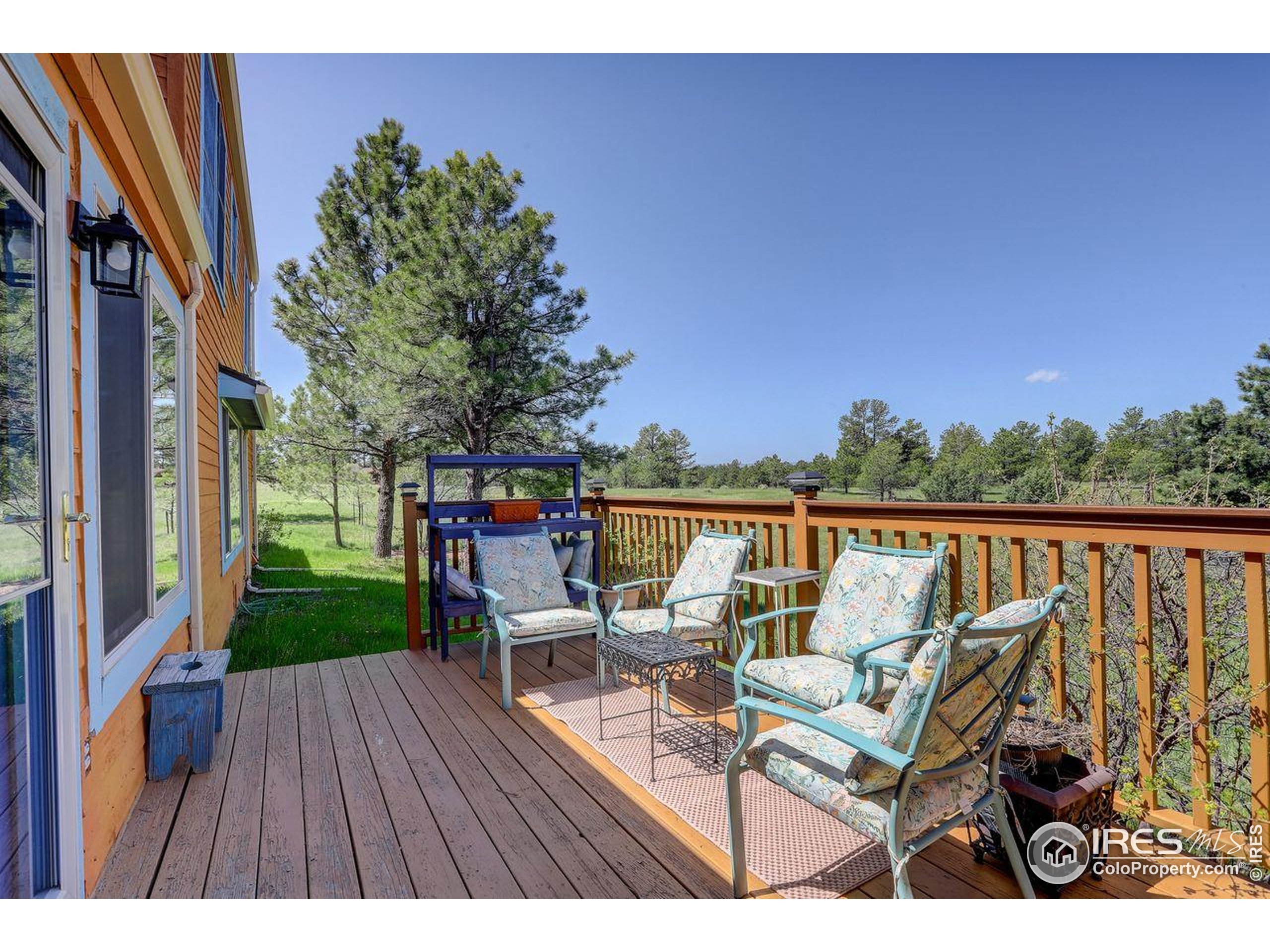 Franktown, Colorado, 80116, United States, 5 Bedrooms Bedrooms, ,2 BathroomsBathrooms,Residential,For Sale,1818789