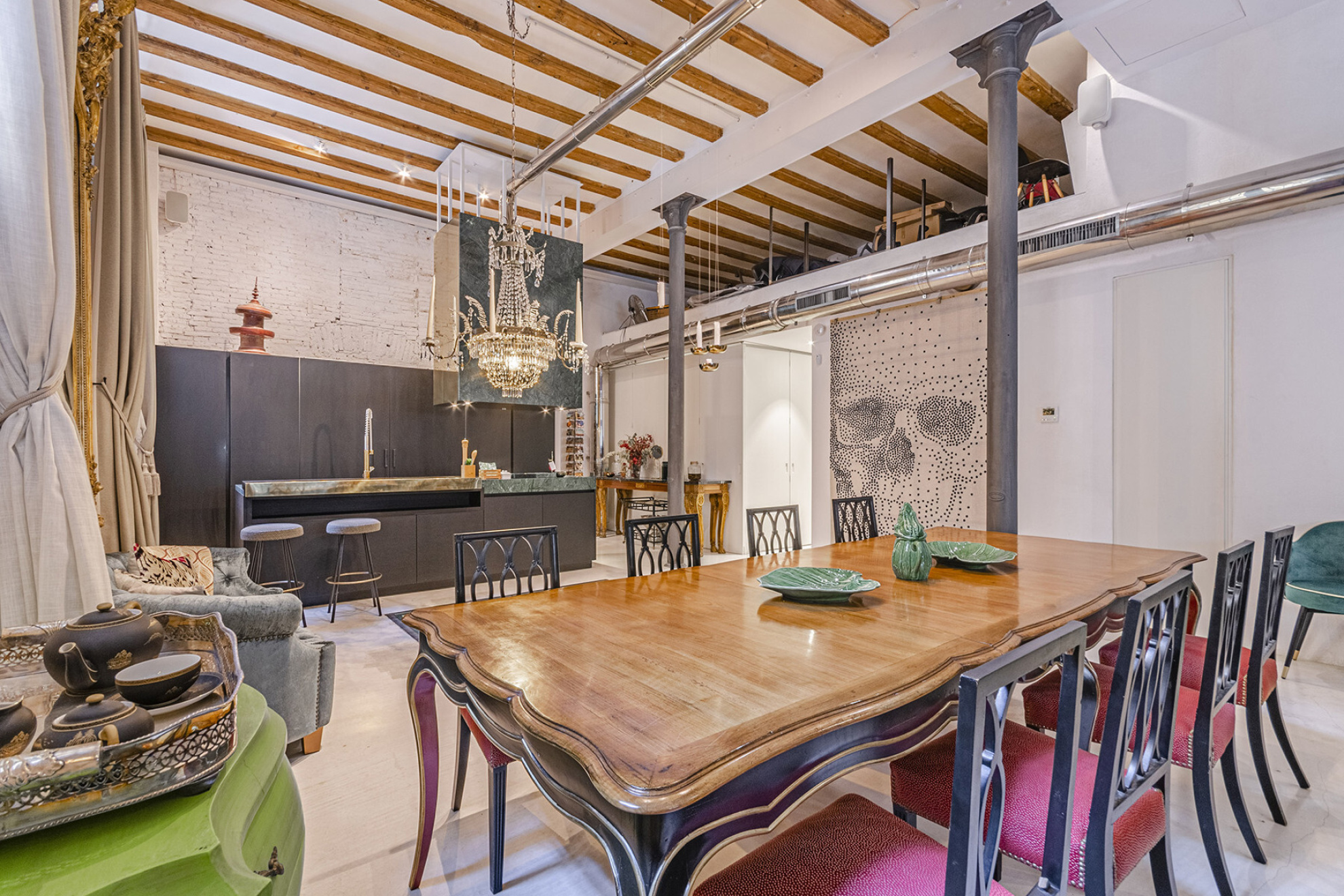  Renovated apartment with historical character in the Barri Gòtic - 物件實景