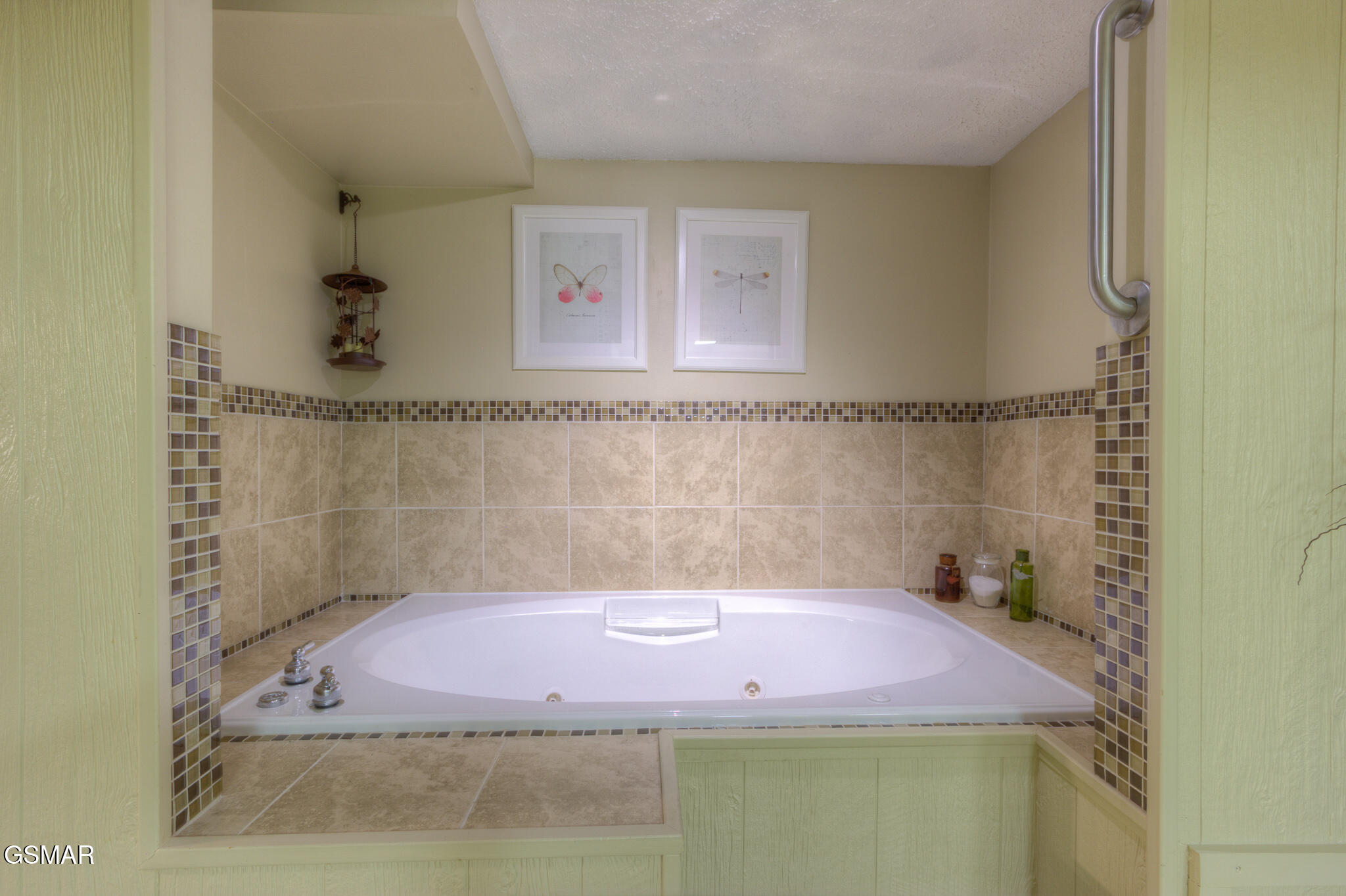 Gatlinburg, Tennessee, 37738, United States, 3 Bedrooms Bedrooms, ,4 BathroomsBathrooms,Residential,For Sale,1979752