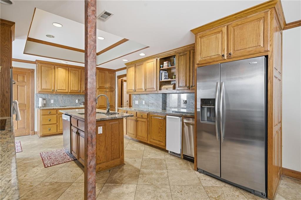 Cumming, Georgia, 30041, United States, 6 Bedrooms Bedrooms, ,5 BathroomsBathrooms,Residential,For Sale,2012319