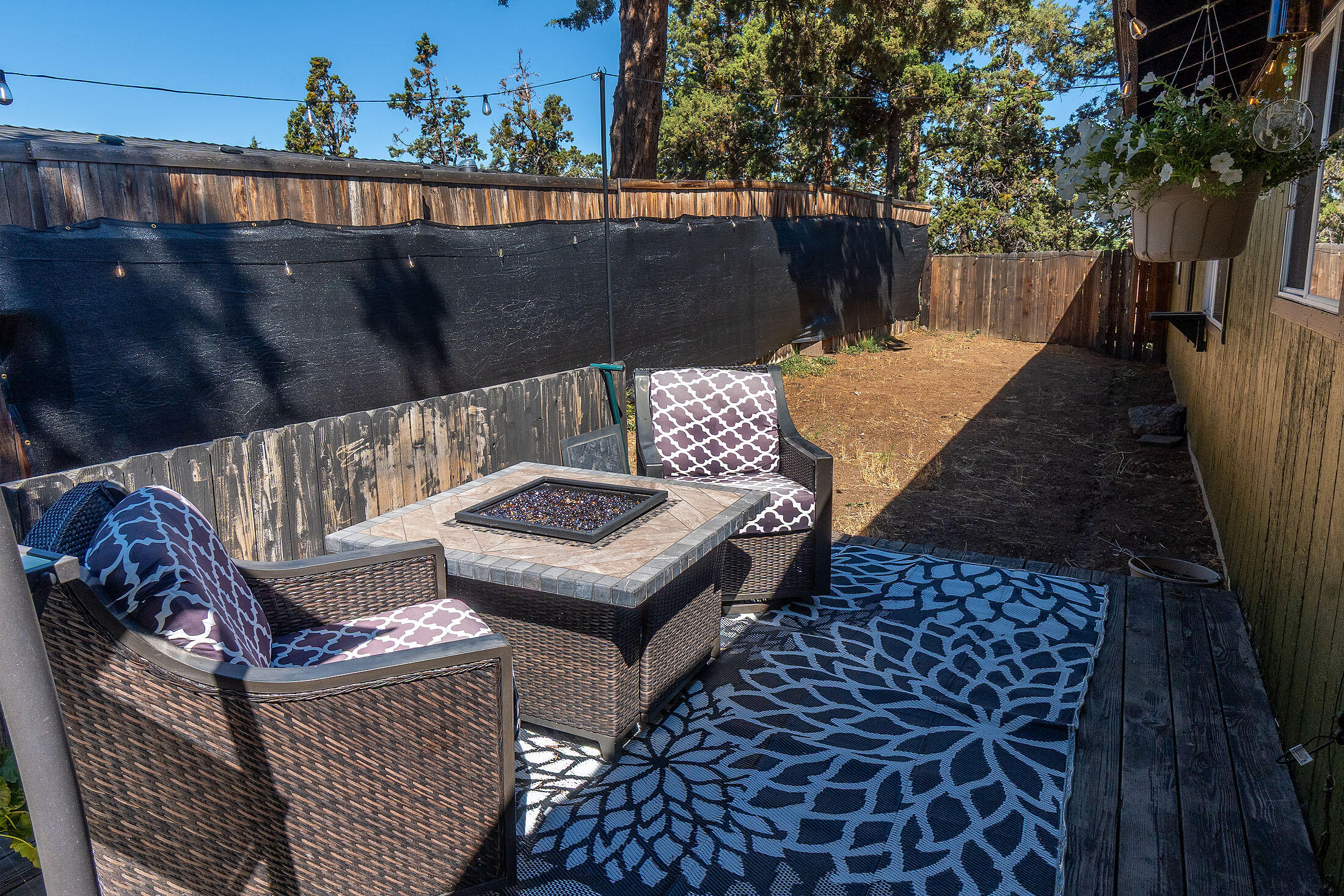 Bend, Oregon, 97701, United States, 3 Bedrooms Bedrooms, ,2 BathroomsBathrooms,Residential,For Sale,1913585