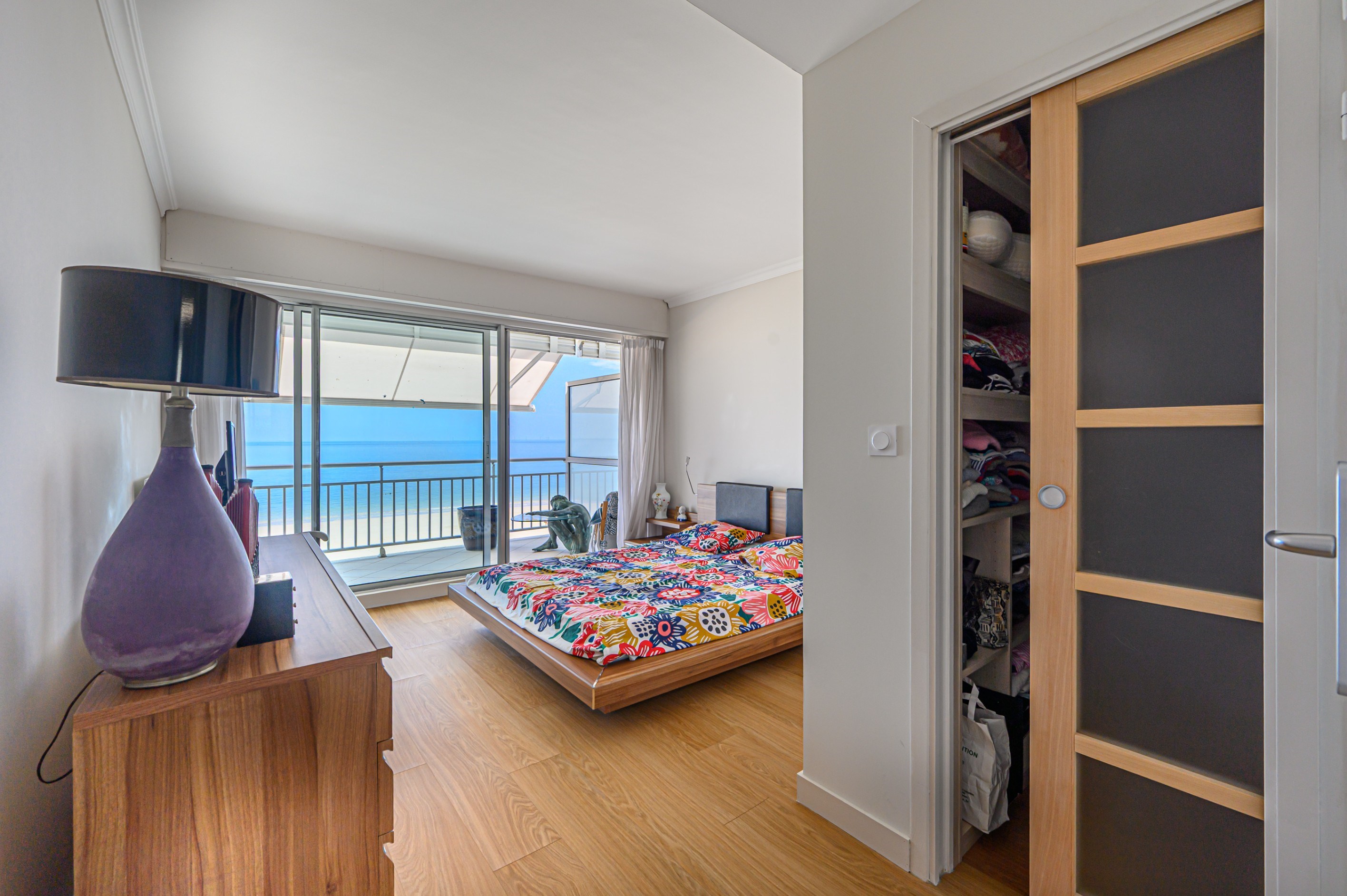  Exceptional Ocean-Facing Flat with Panoramic Terrace, Close to the Beaches and … - 物件實景