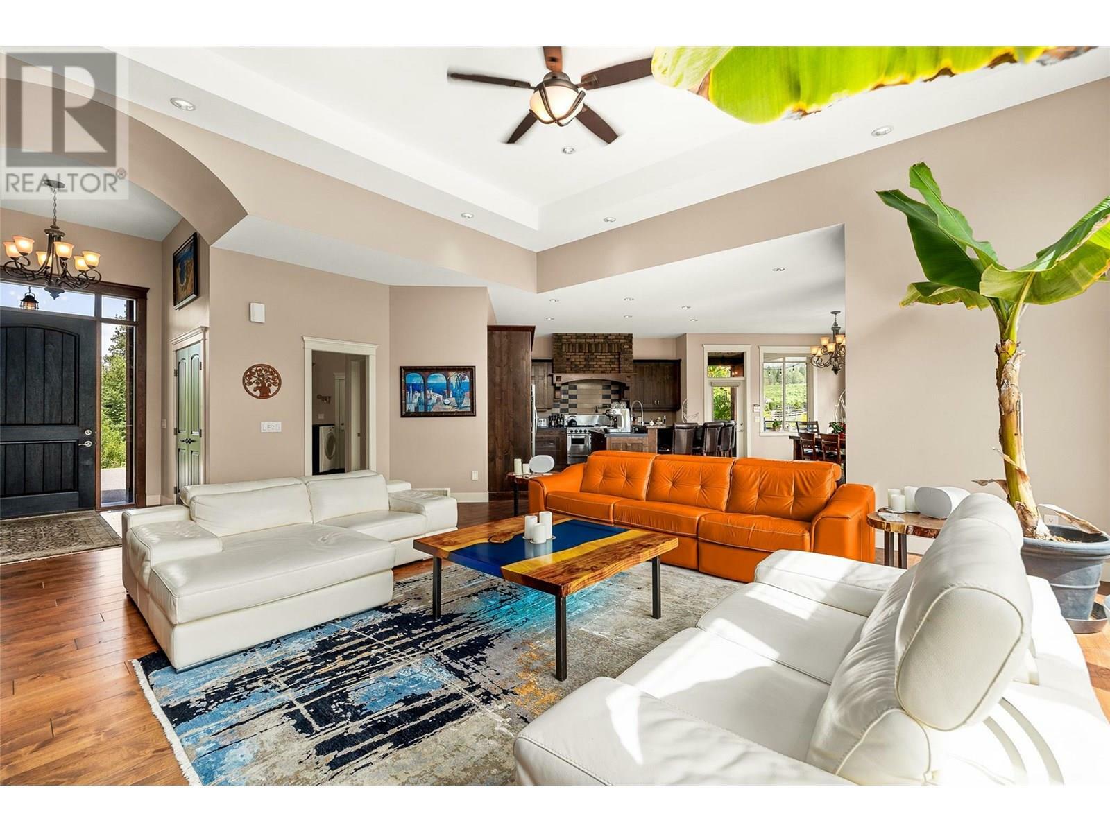 KELOWNA, British Columbia, V1W 4C5, CA, 5 Bedrooms Bedrooms, ,3 BathroomsBathrooms,Residential,For Sale,1883481