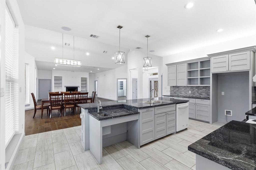 Cedar Hill, Texas, 75104, United States, 3 Bedrooms Bedrooms, ,3 BathroomsBathrooms,Residential,For Sale,2019562