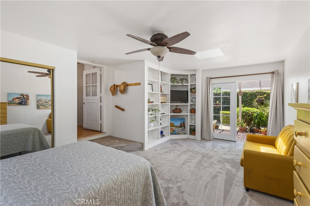 Anaheim, California, 92802, United States, 2 Bedrooms Bedrooms, ,2 BathroomsBathrooms,Residential,For Sale,1892666