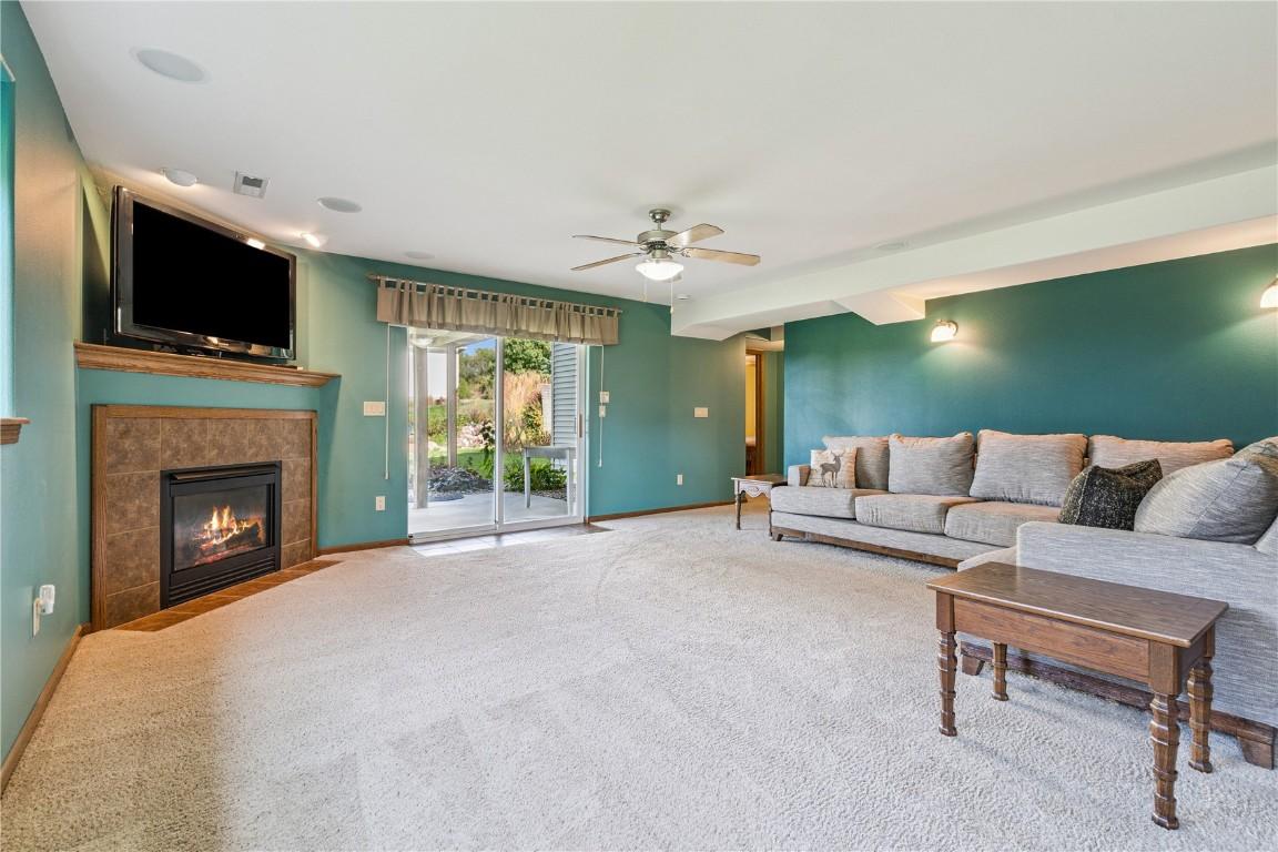 North Liberty, Iowa, 52317, United States, 3 Bedrooms Bedrooms, ,3 BathroomsBathrooms,Residential,For Sale,1979830