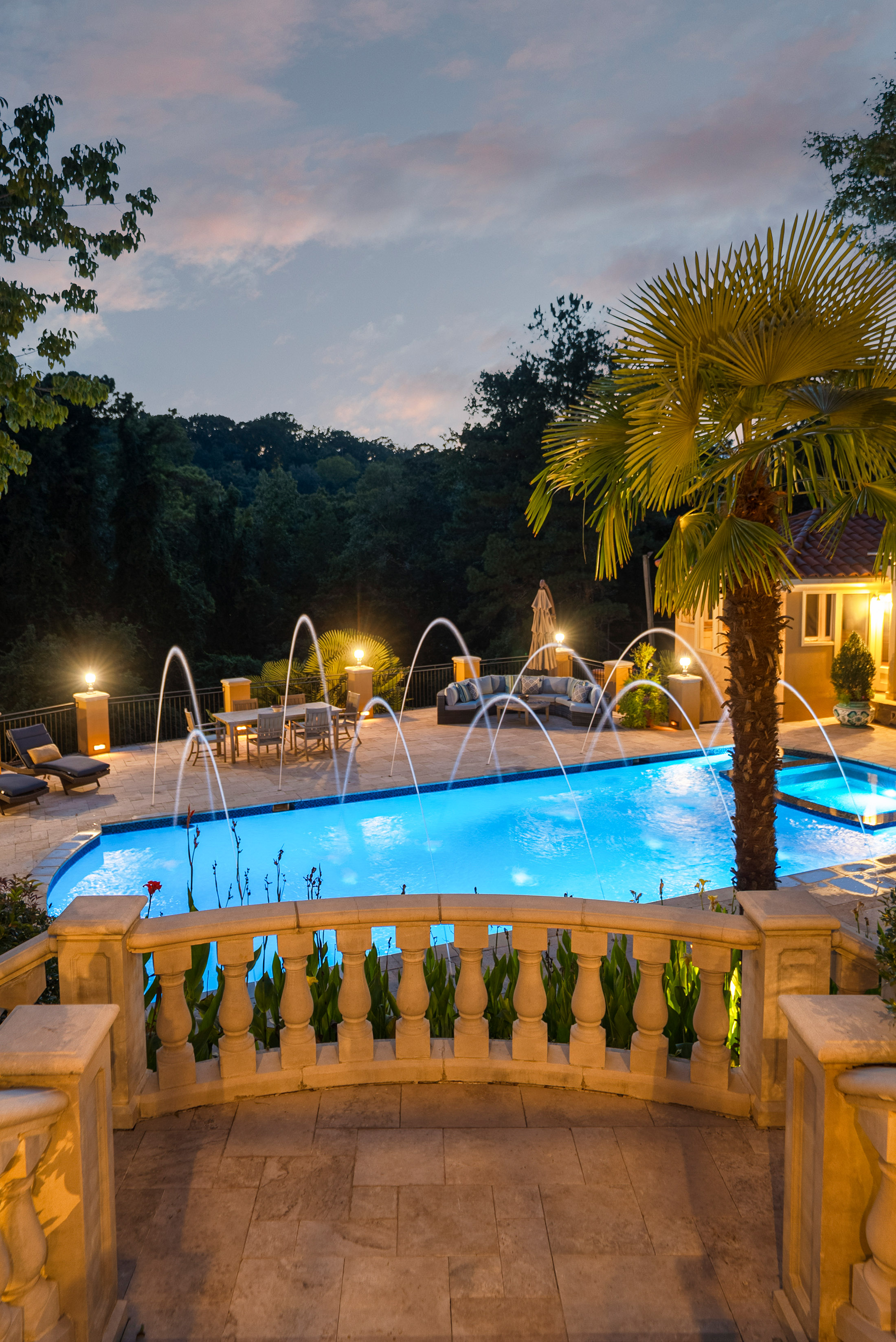  Remarkable Spanish-style Estate on 3.8+/- Private Acres - 物件實景